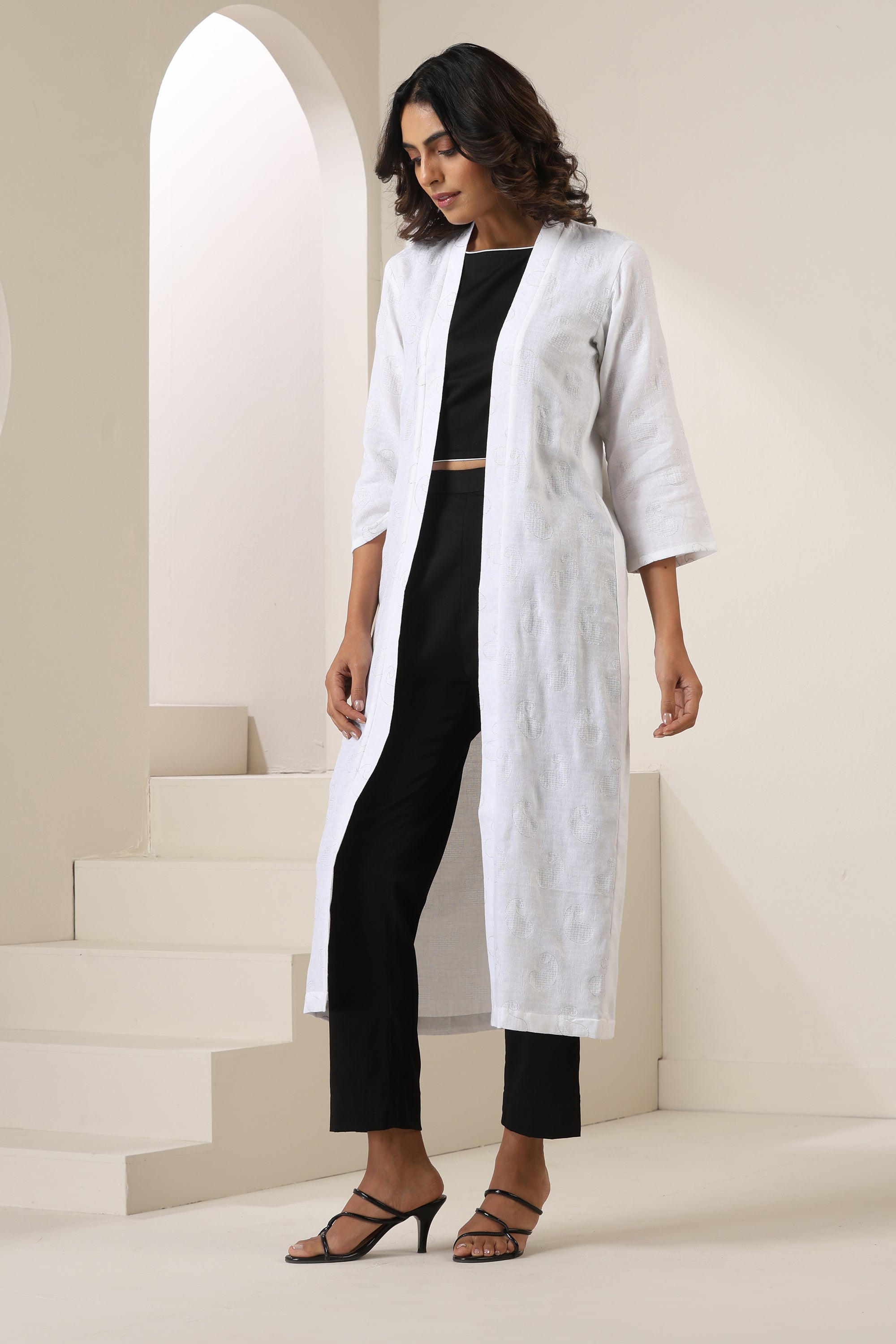 Ayesha Black & White Cape Set