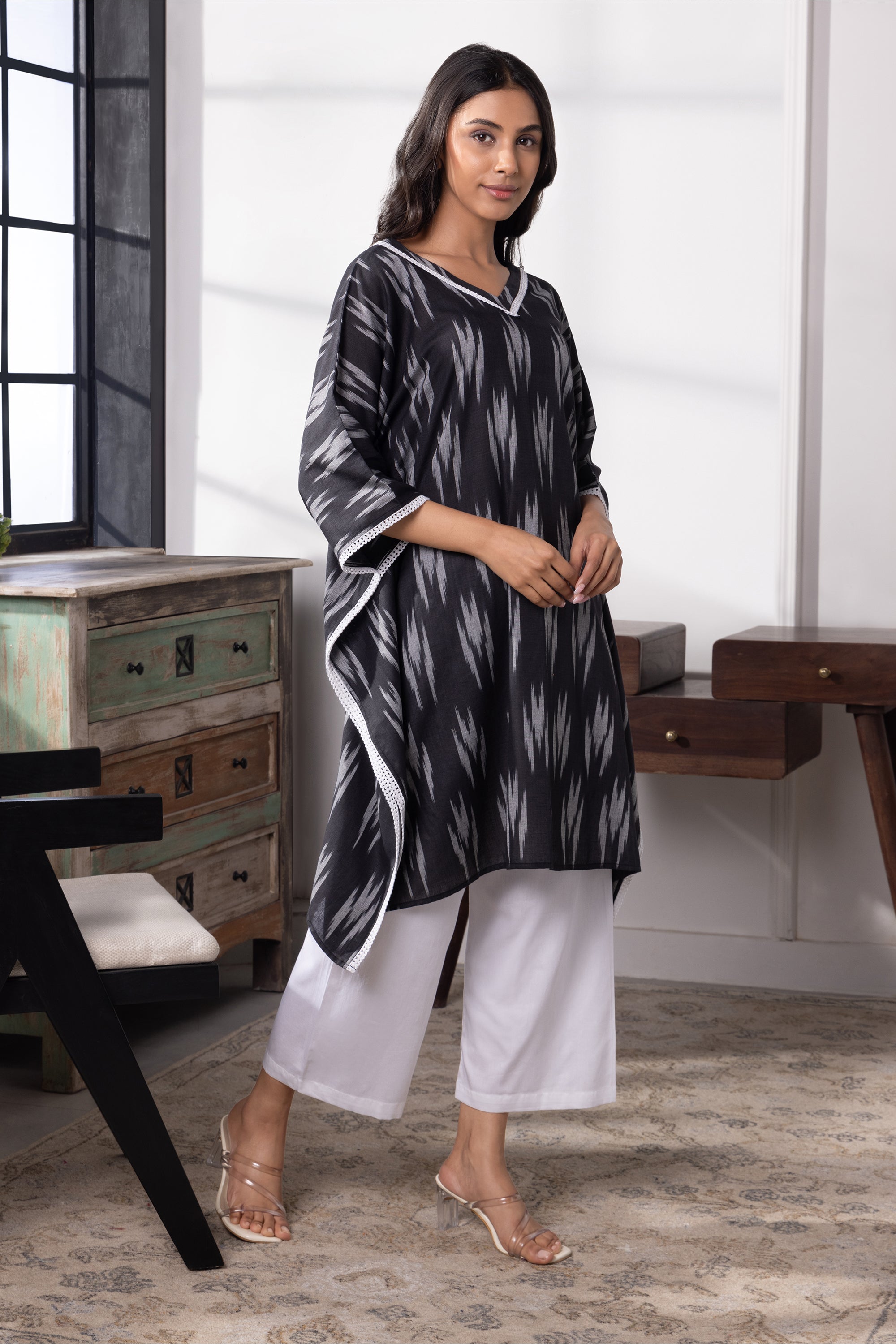 Juliet Black Ikkat Kaftan Set