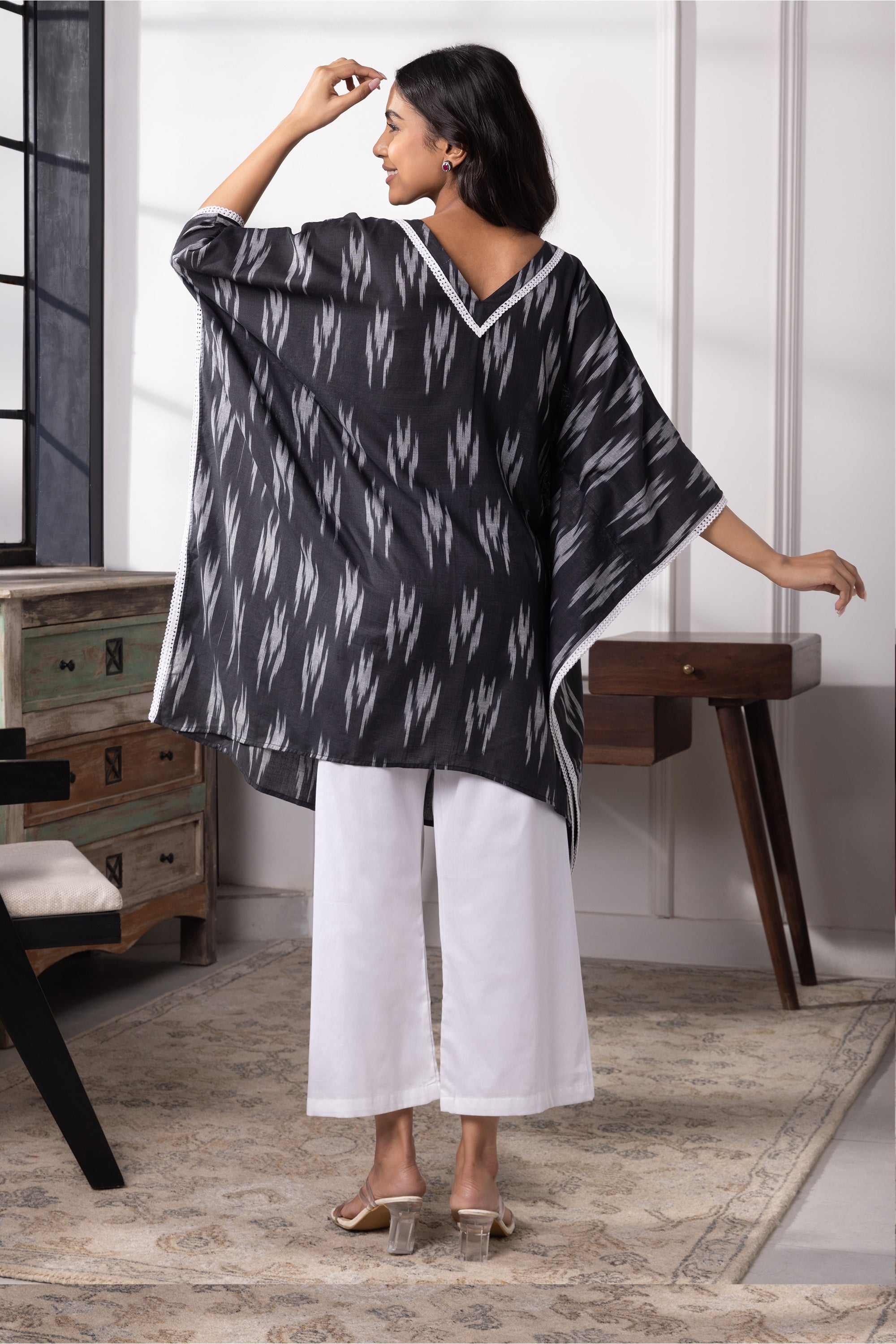 Juliet Black Ikkat Kaftan Set