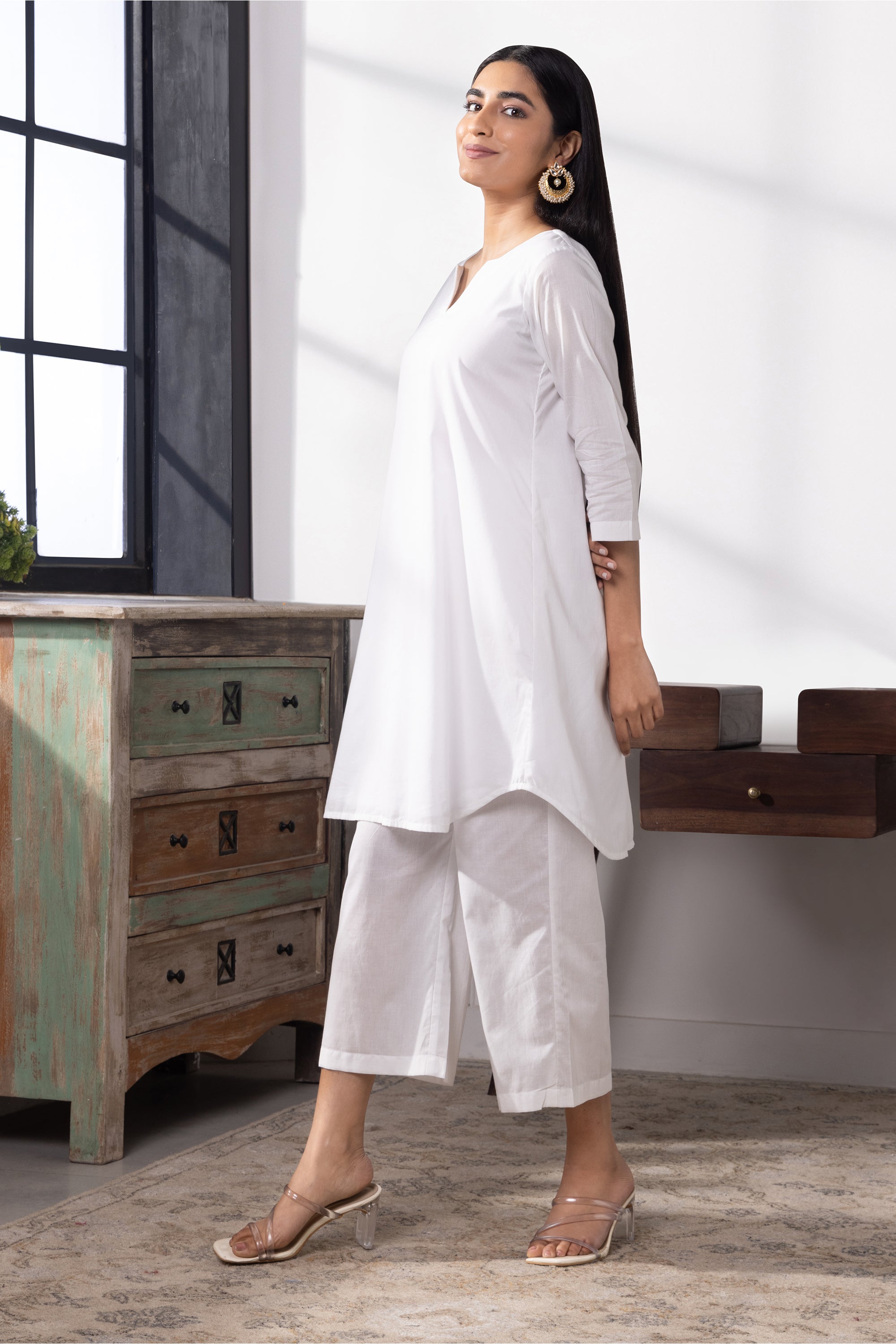 Cheryl White Mulmul Kurta Set