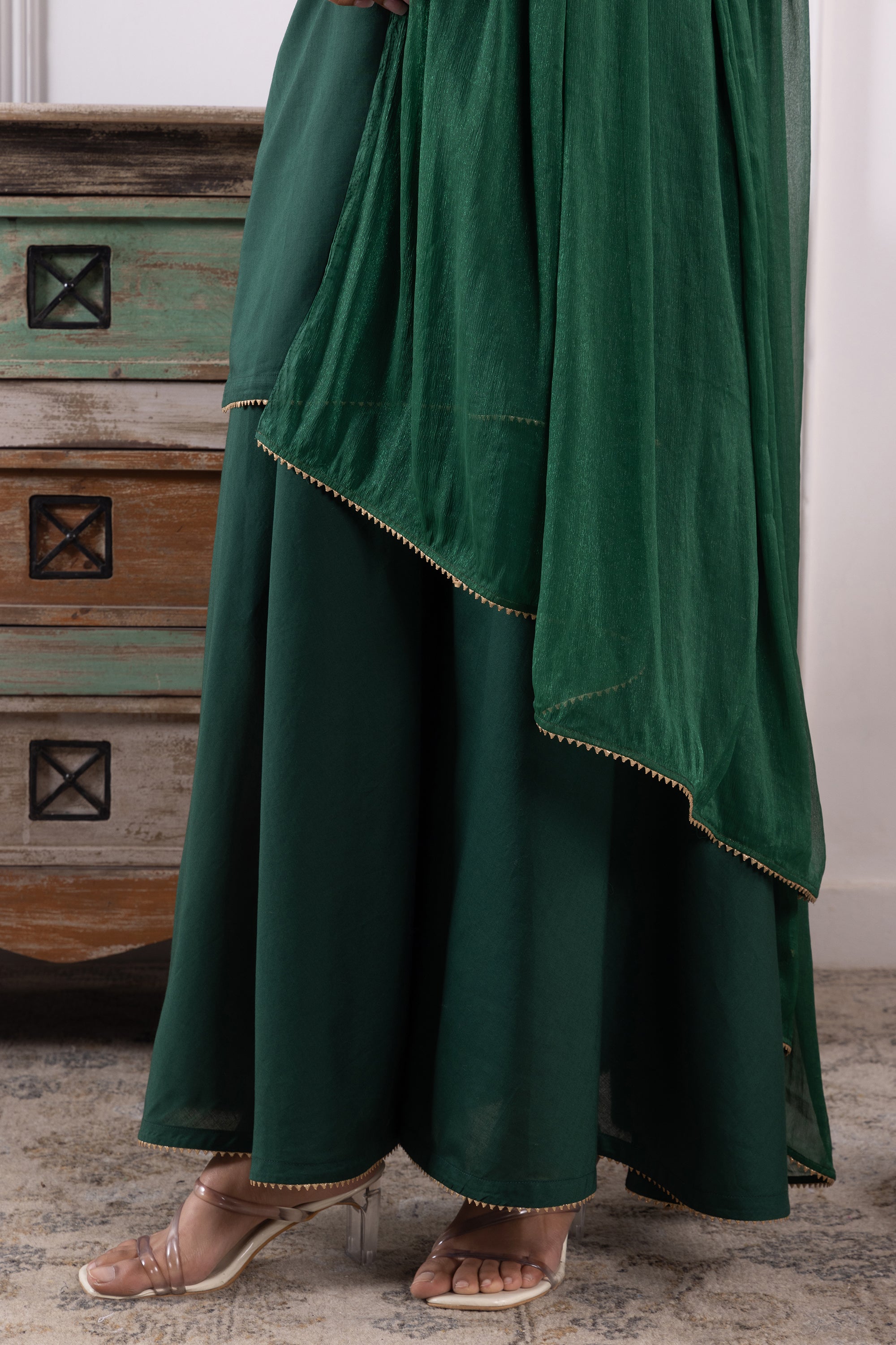 Elizabeth Green Mulmul Sharara Set with Dupatta