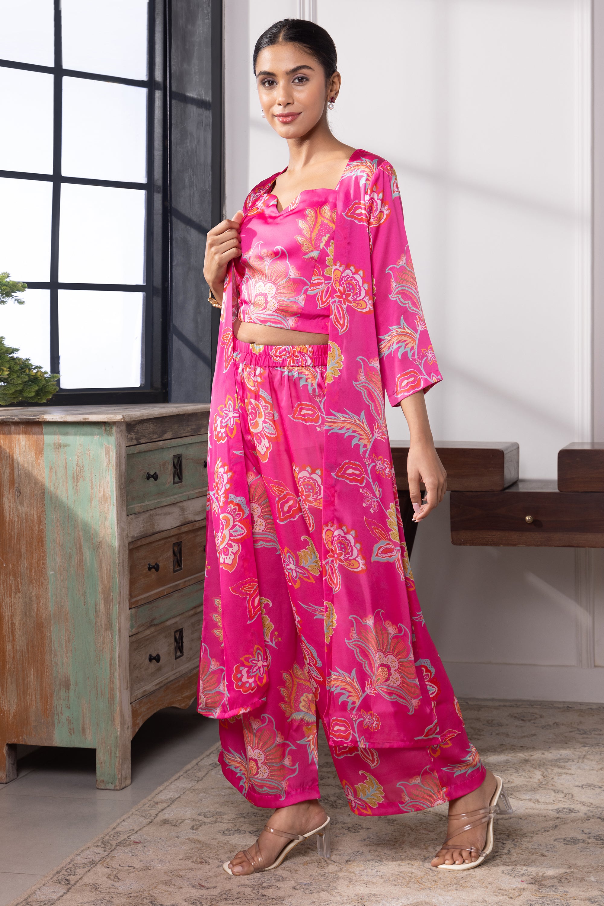 Evelyn Pink Silk Cape Set