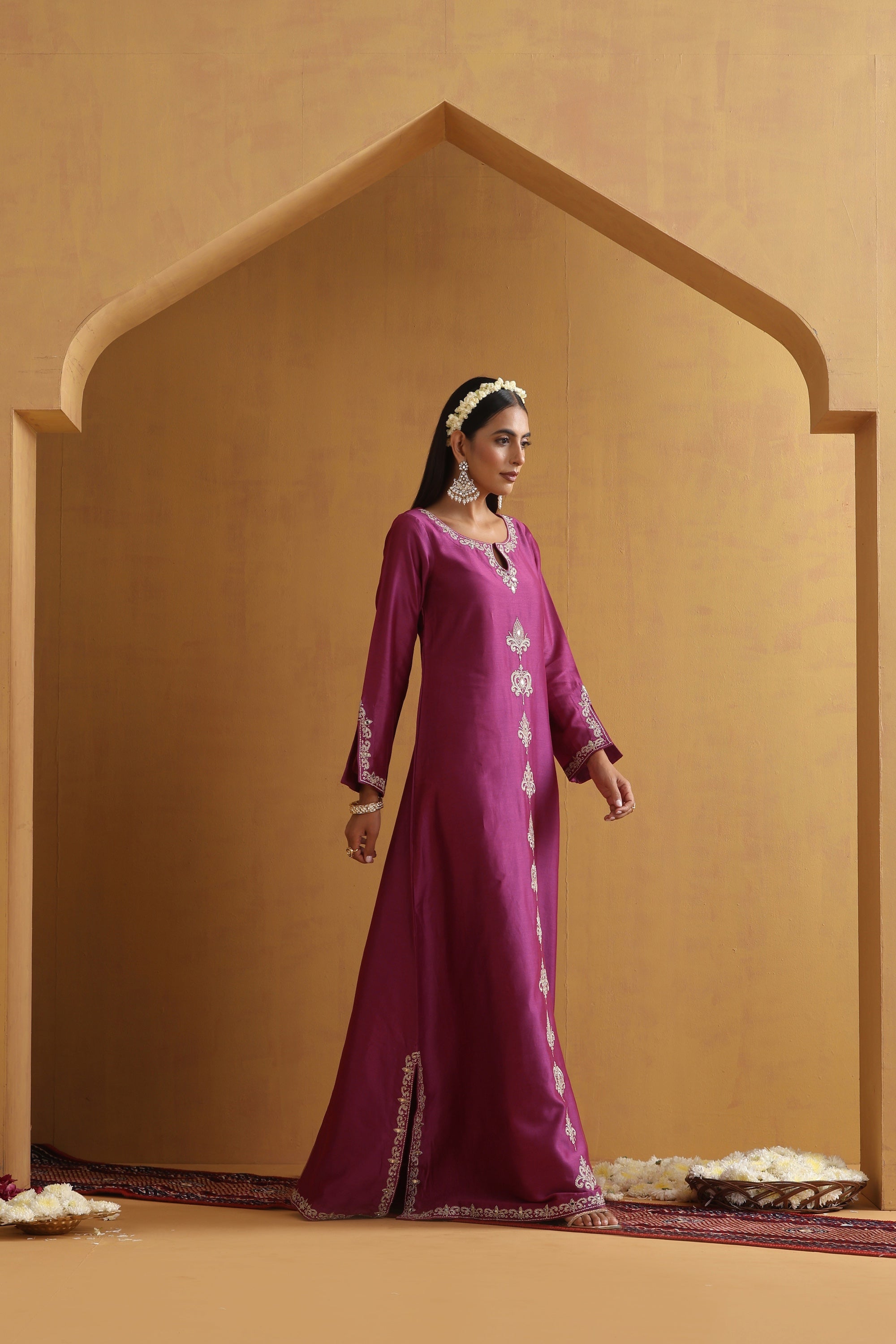 Mahira Wine Embroidered Kaftan