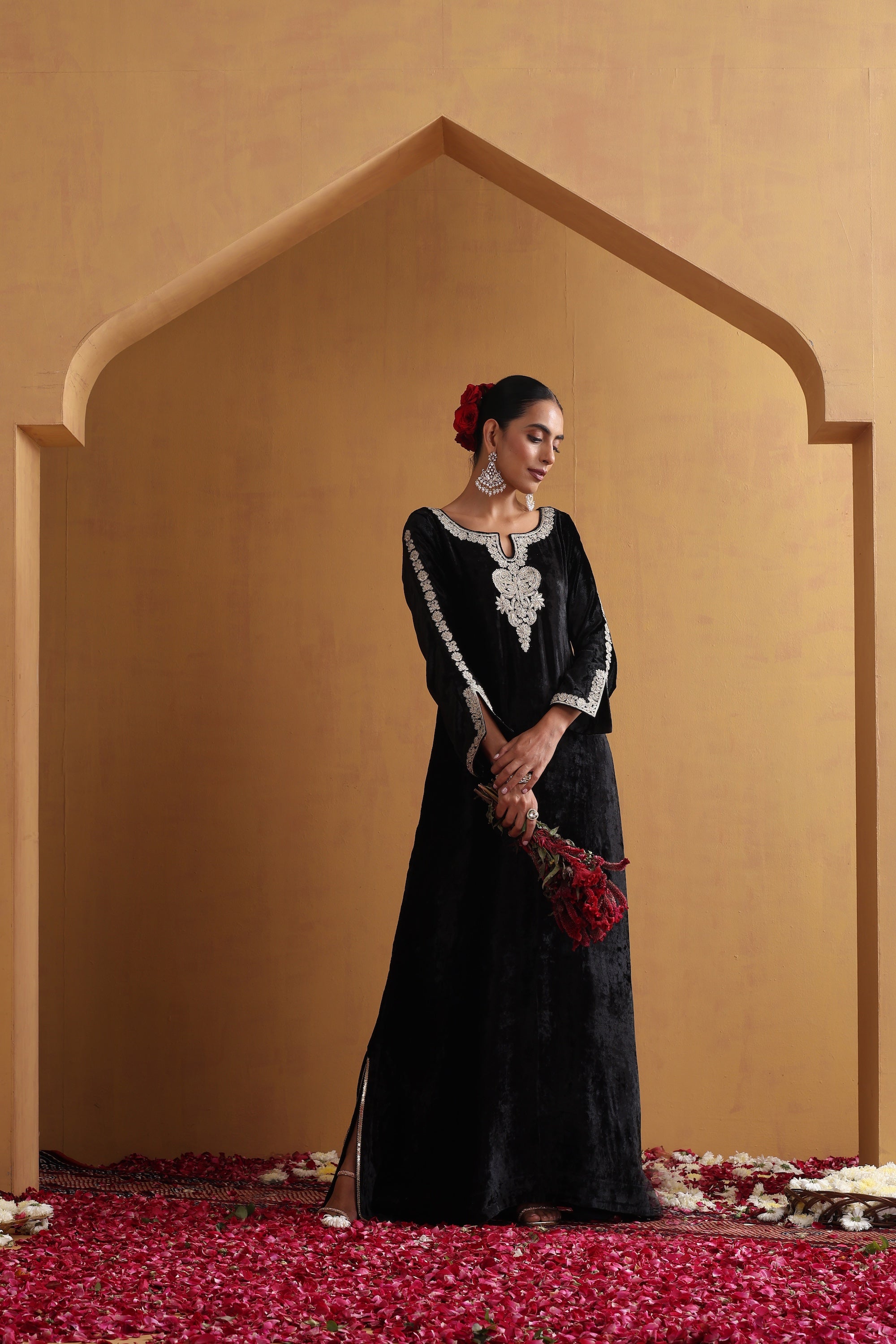 Taj Black Embroidered Kaftan