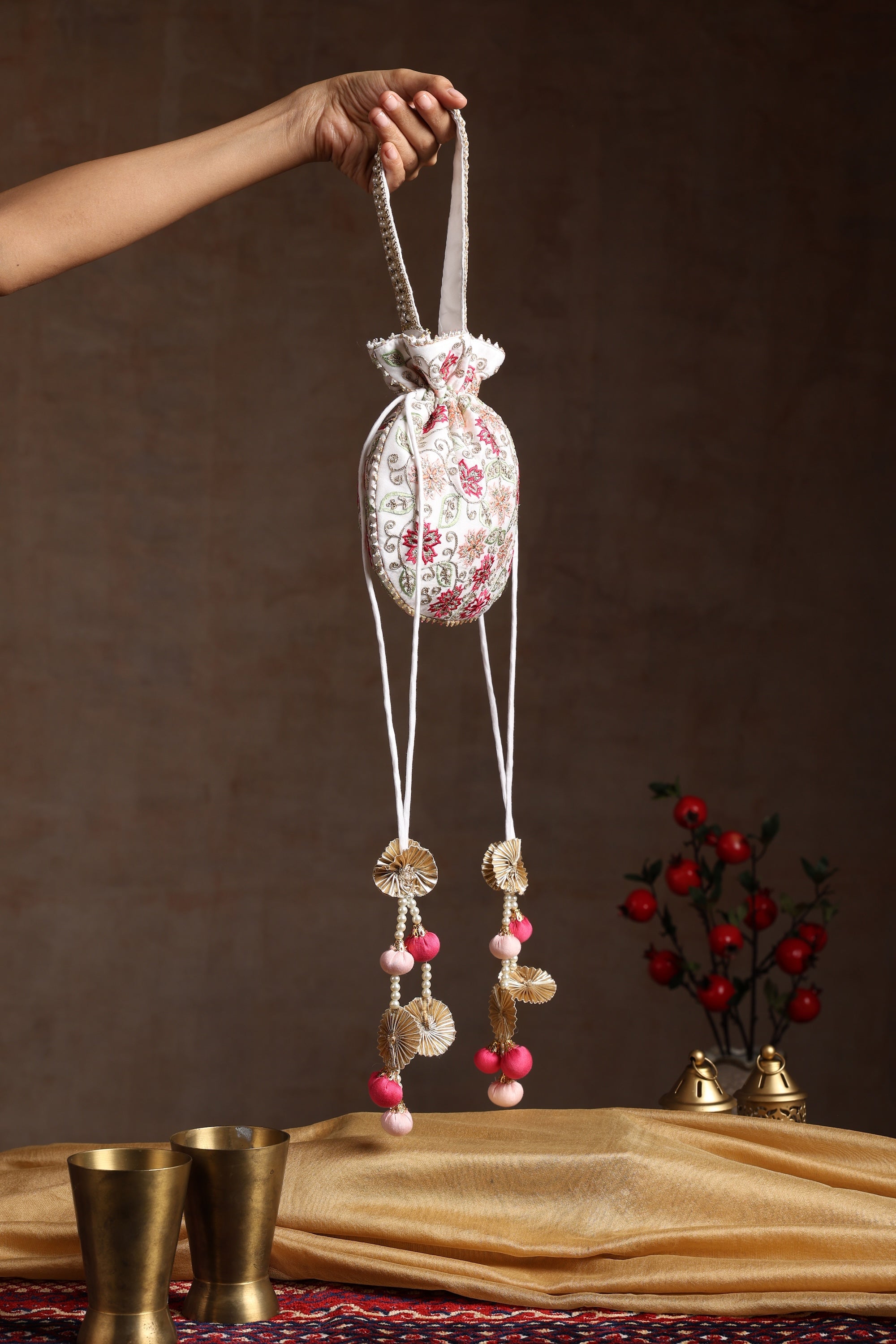 Sui Kala Treha White Embroidered Potli Bag
