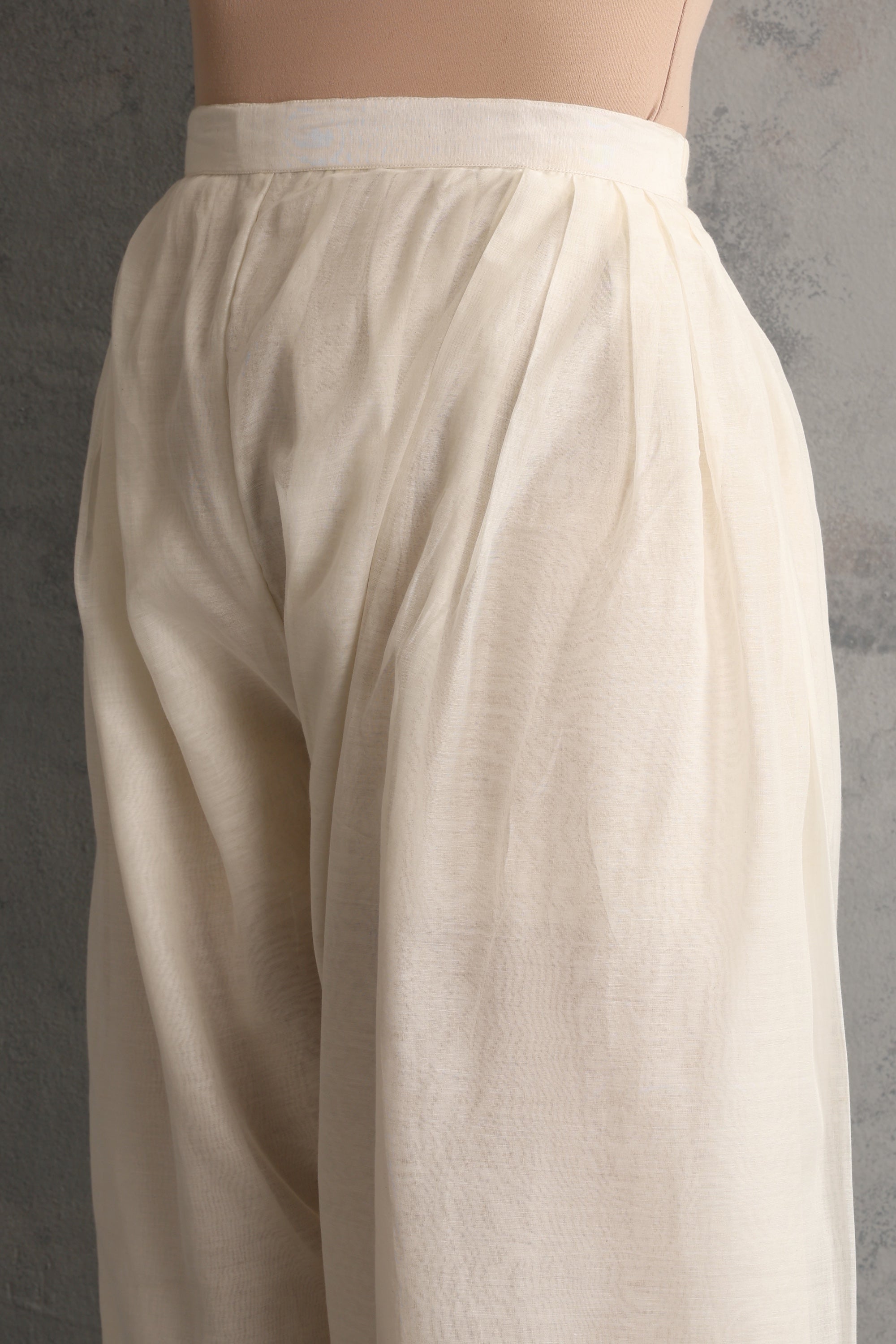 Ayra Off White Embroidered Kurta Set with Dupatta
