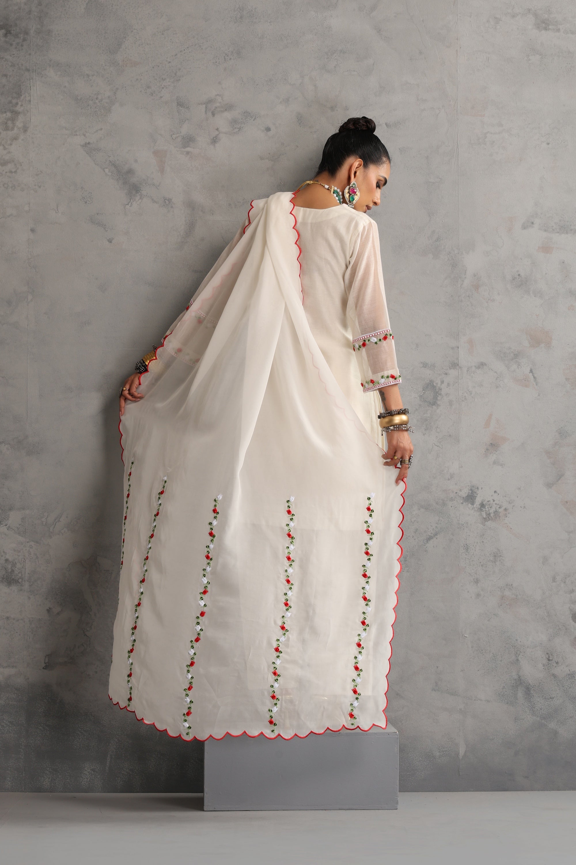 Ayra Off White Embroidered Kurta Set with Dupatta