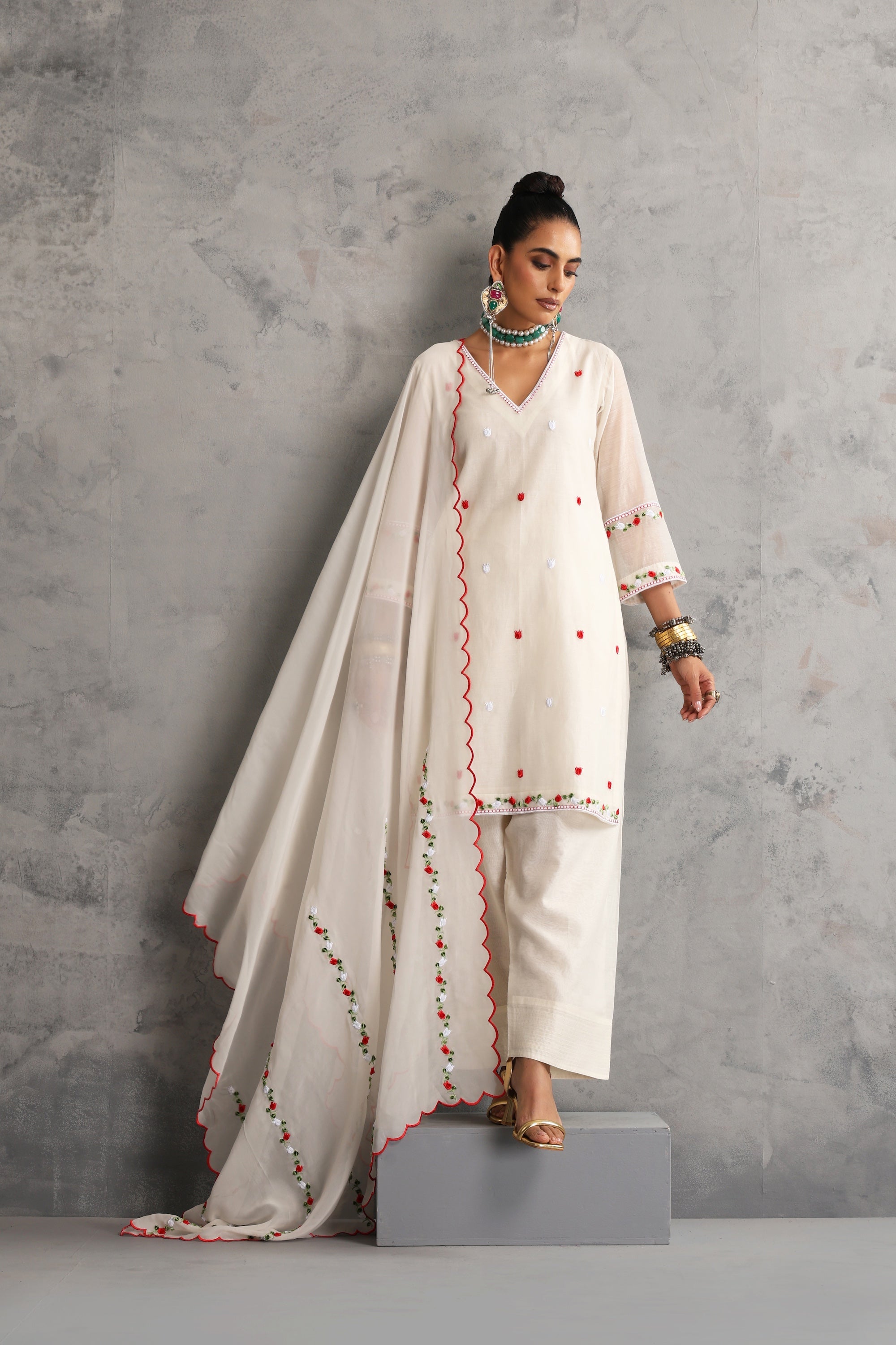 Ayra Off White Embroidered Kurta Set with Dupatta