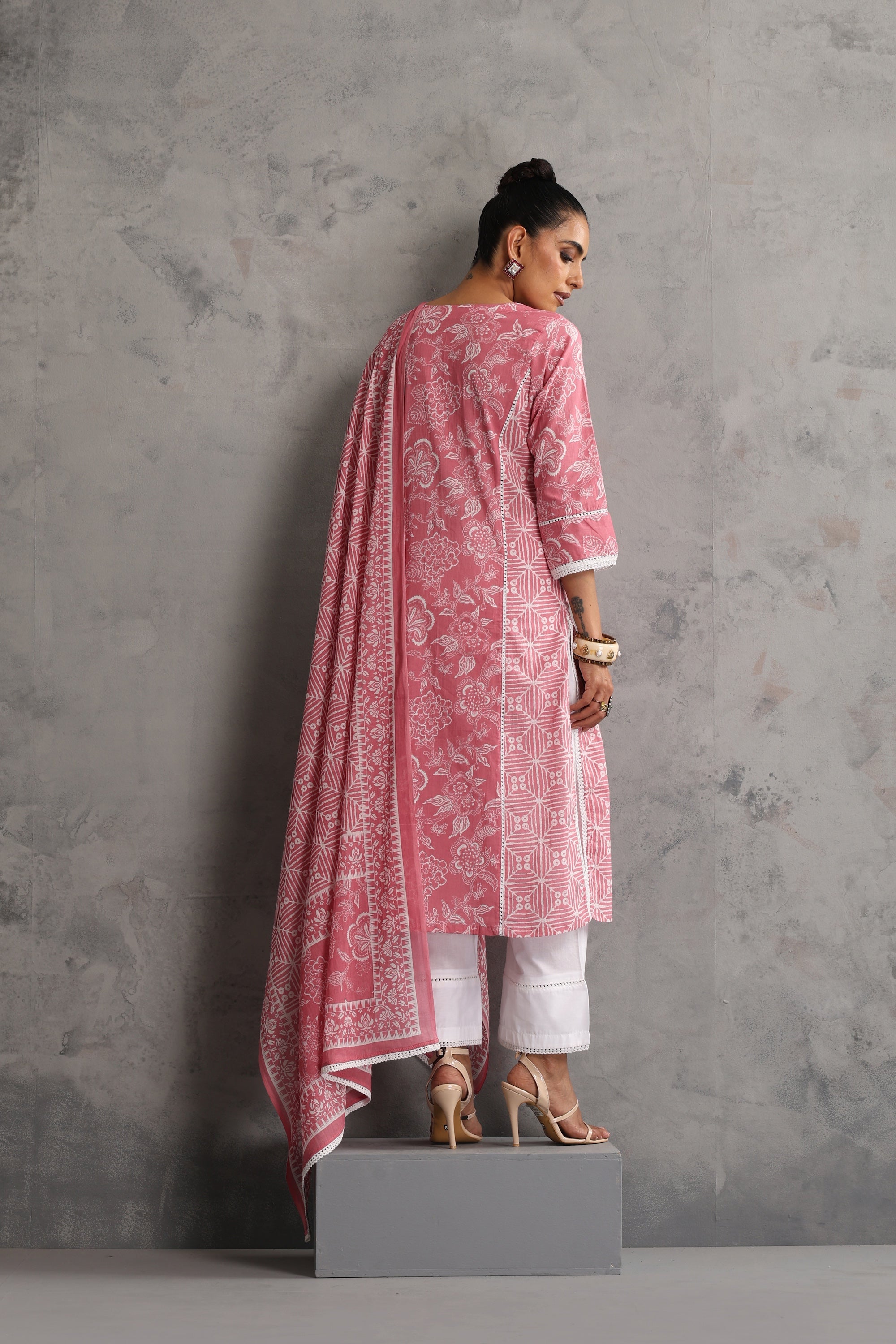 Siddra Pink Floral Kurta Set with Dupatta