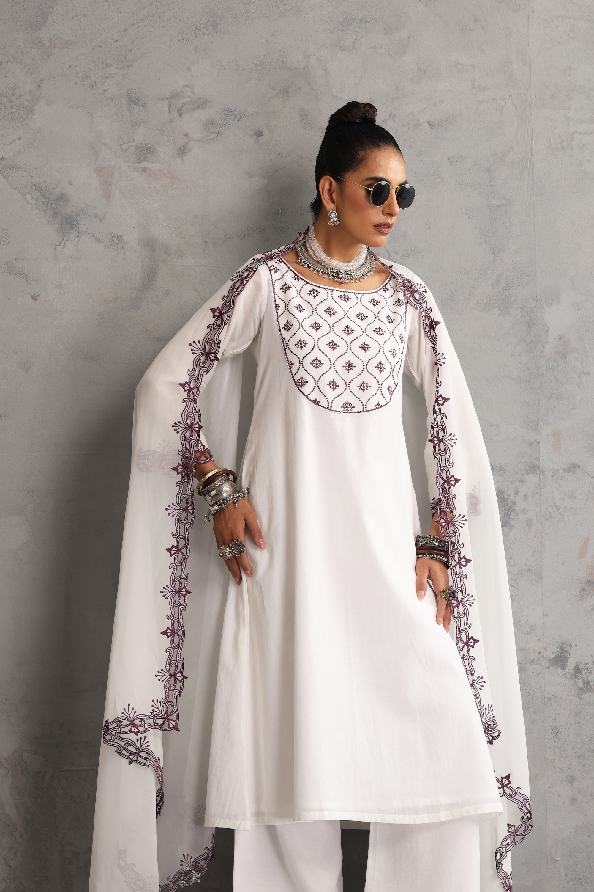Sakshita White Embroidered Kurta Set with Dupatta