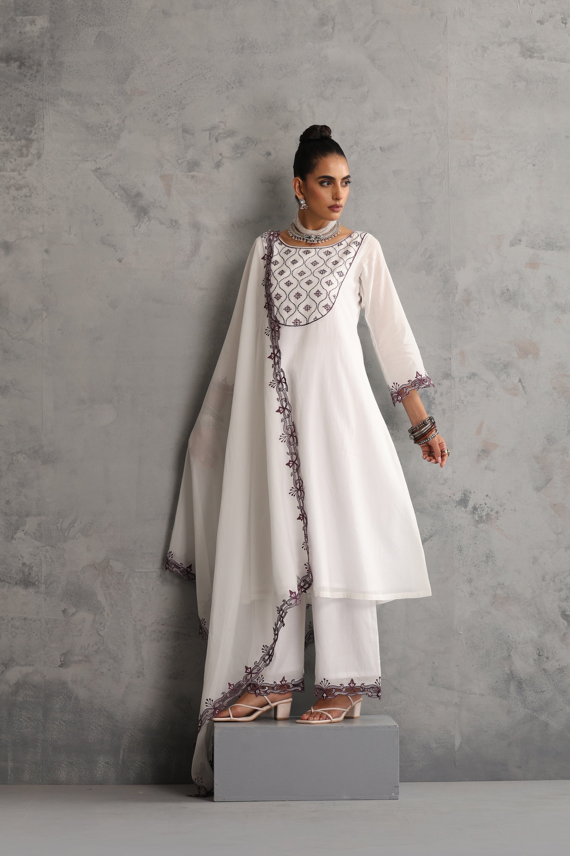 Sakshita White Embroidered Kurta Set with Dupatta