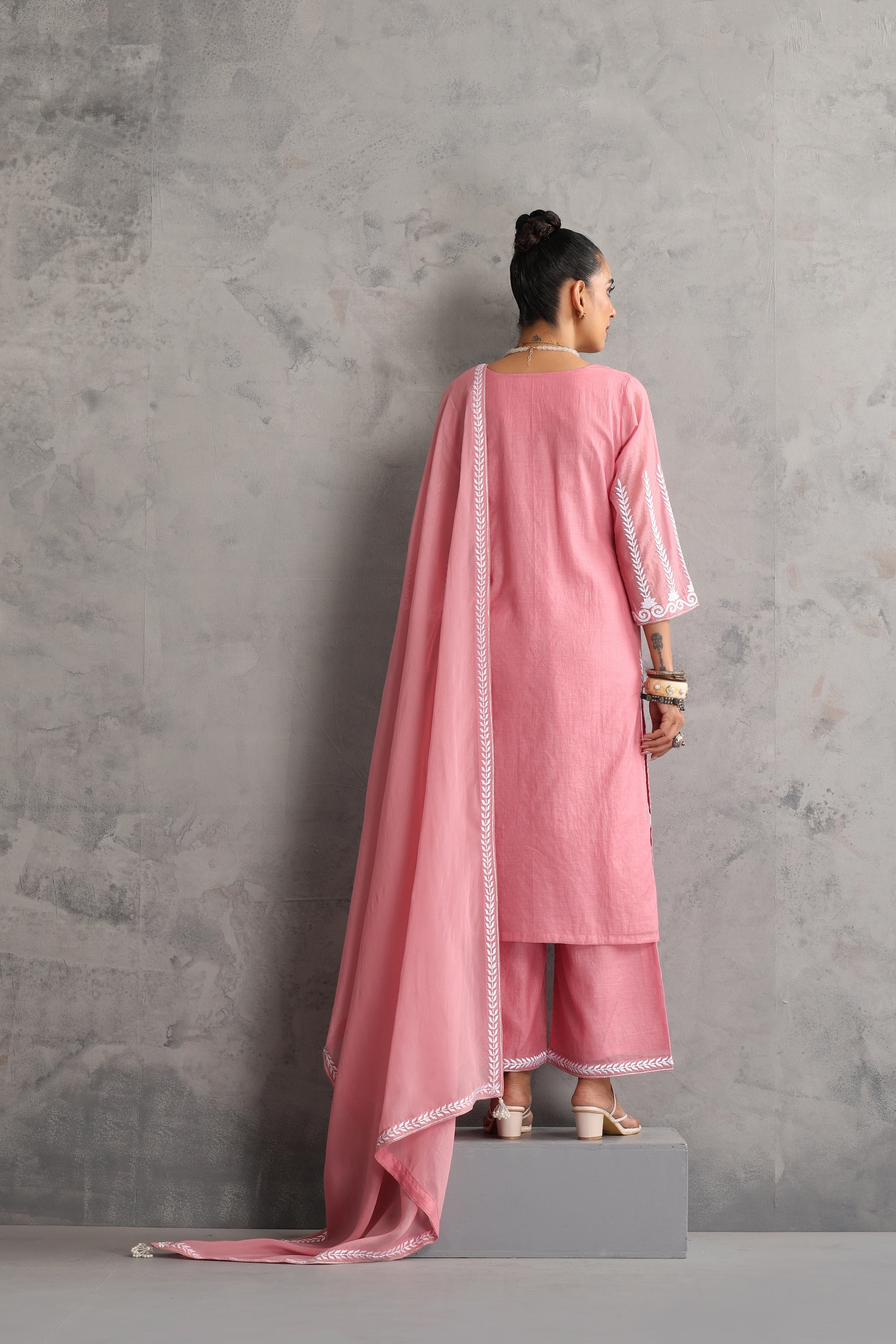 Pankhuri Rose Pink Embroidered Kurta Set with Dupatta