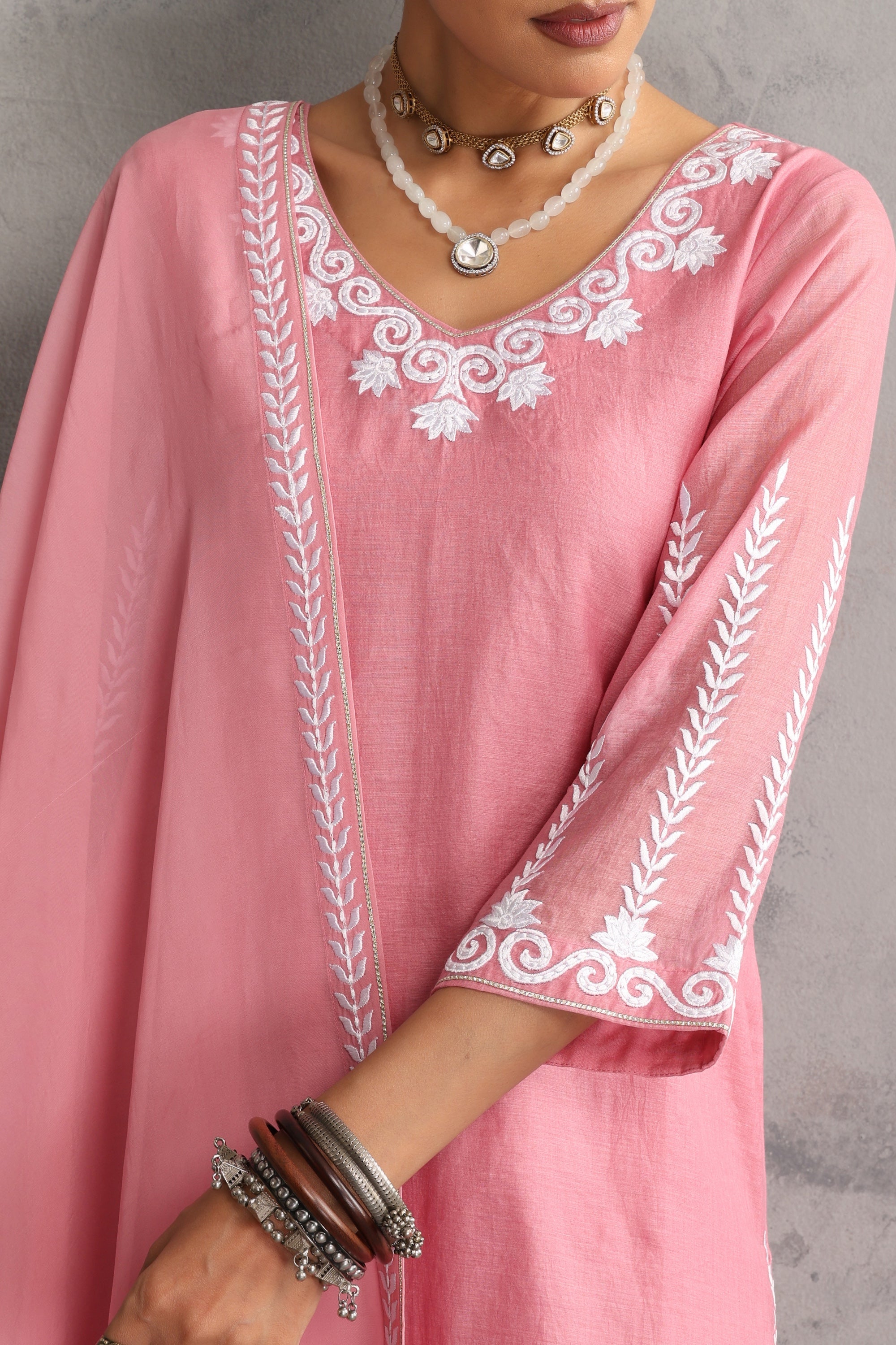 Pankhuri Rose Pink Embroidered Kurta Set with Dupatta