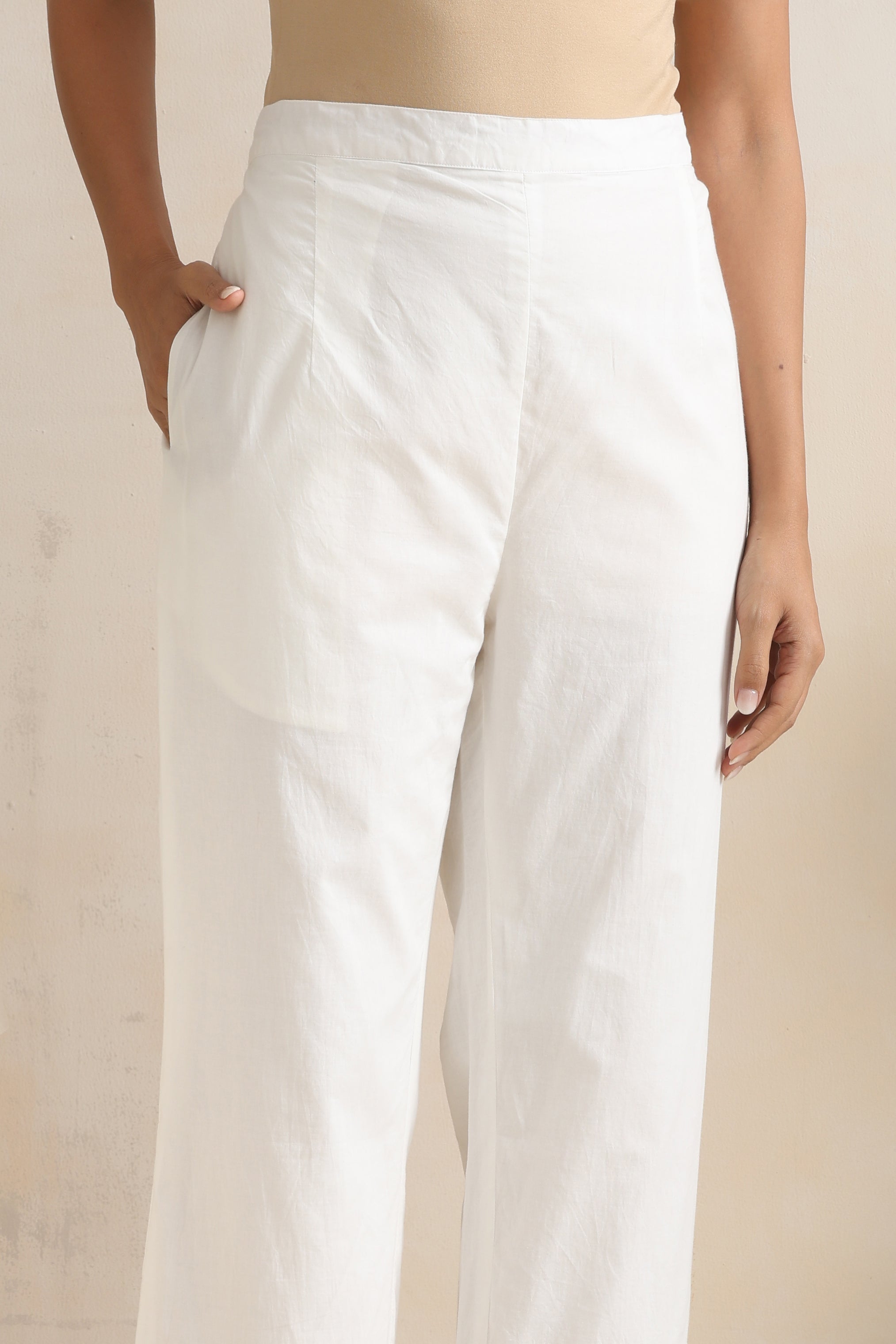 Gabrielle White & Pink Embroidered Kurta Set