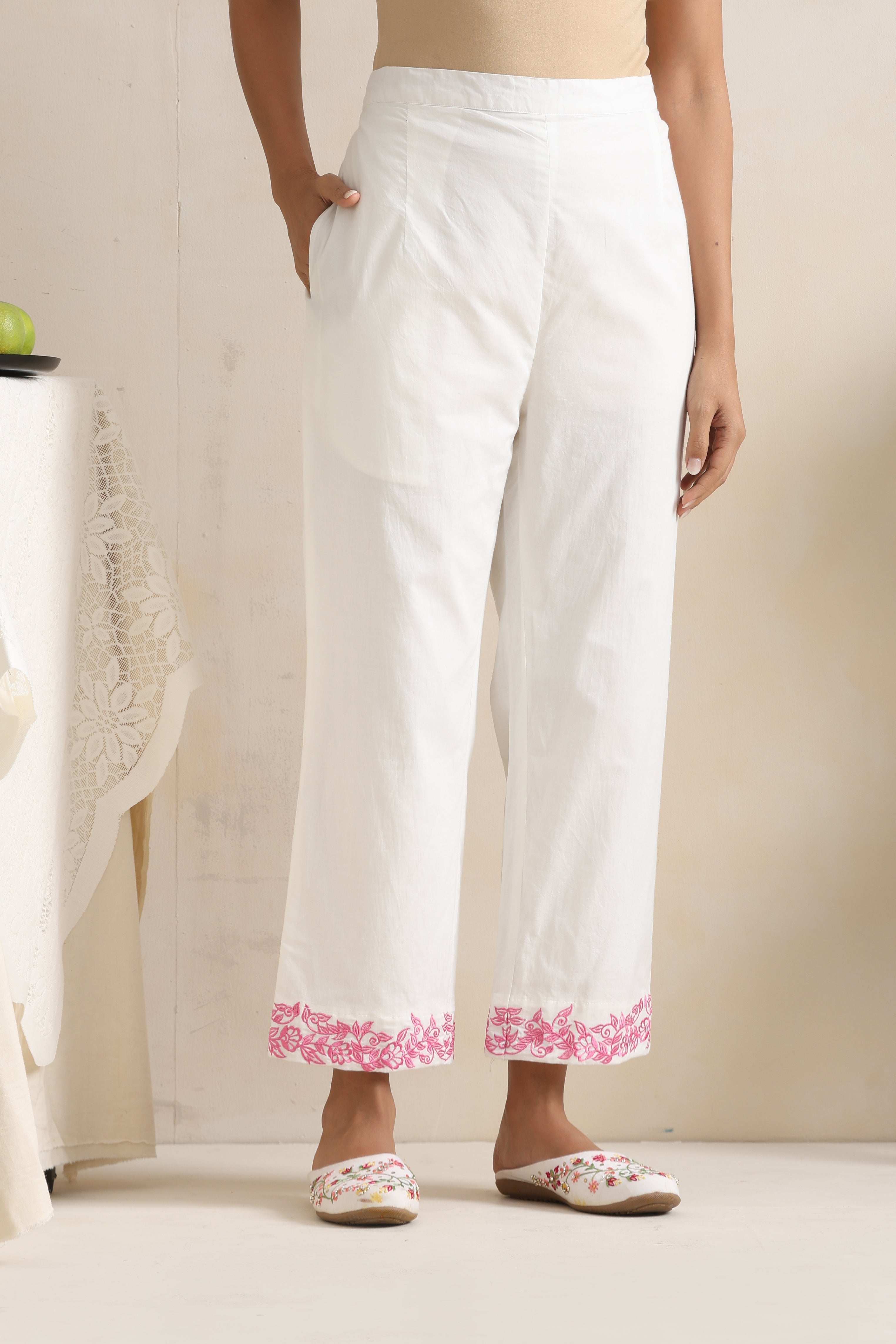 Gabrielle White & Pink Embroidered Kurta Set