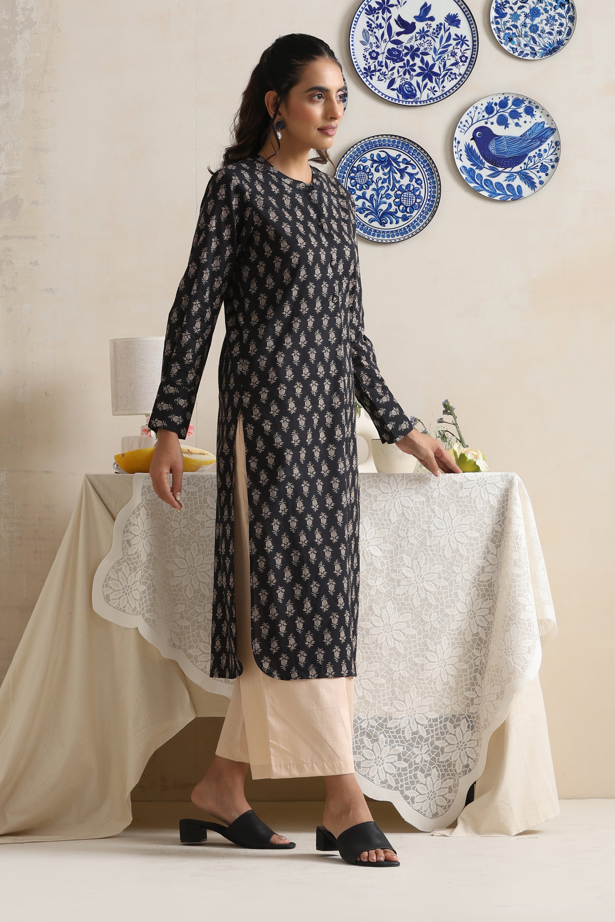 Quinn Black Kurta Set