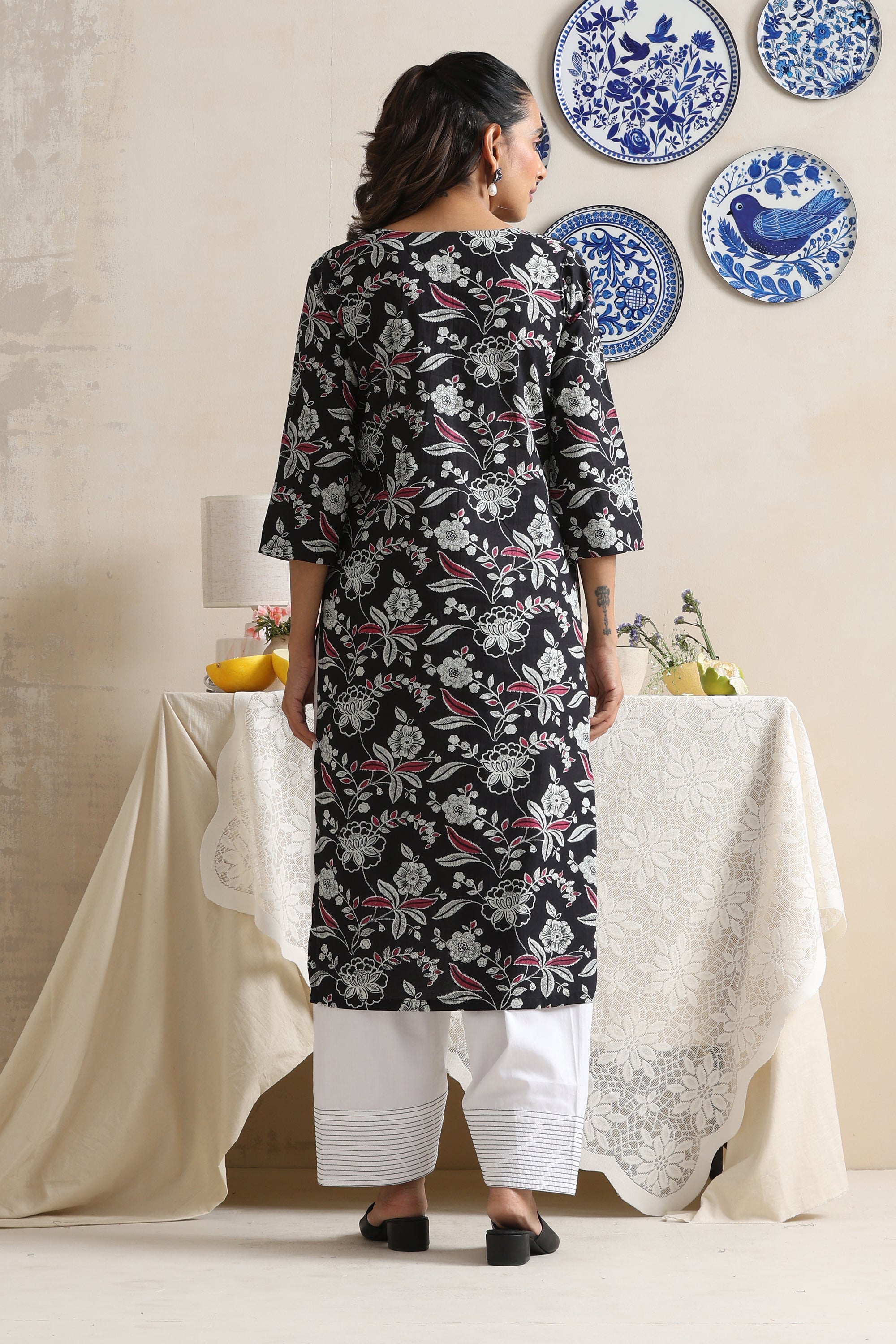 Miranda Black Floral Kurta Set