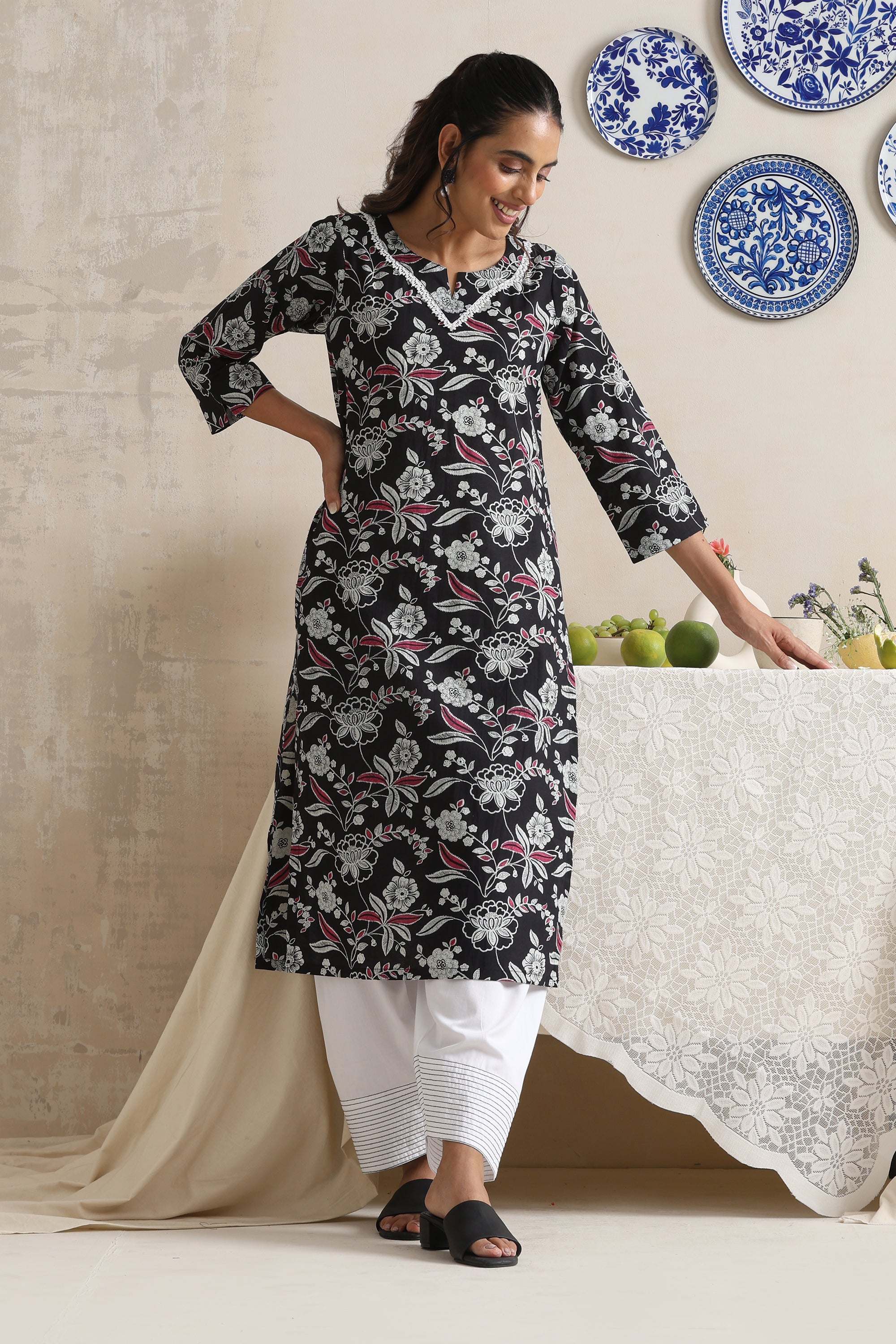 Miranda Black Floral Kurta Set