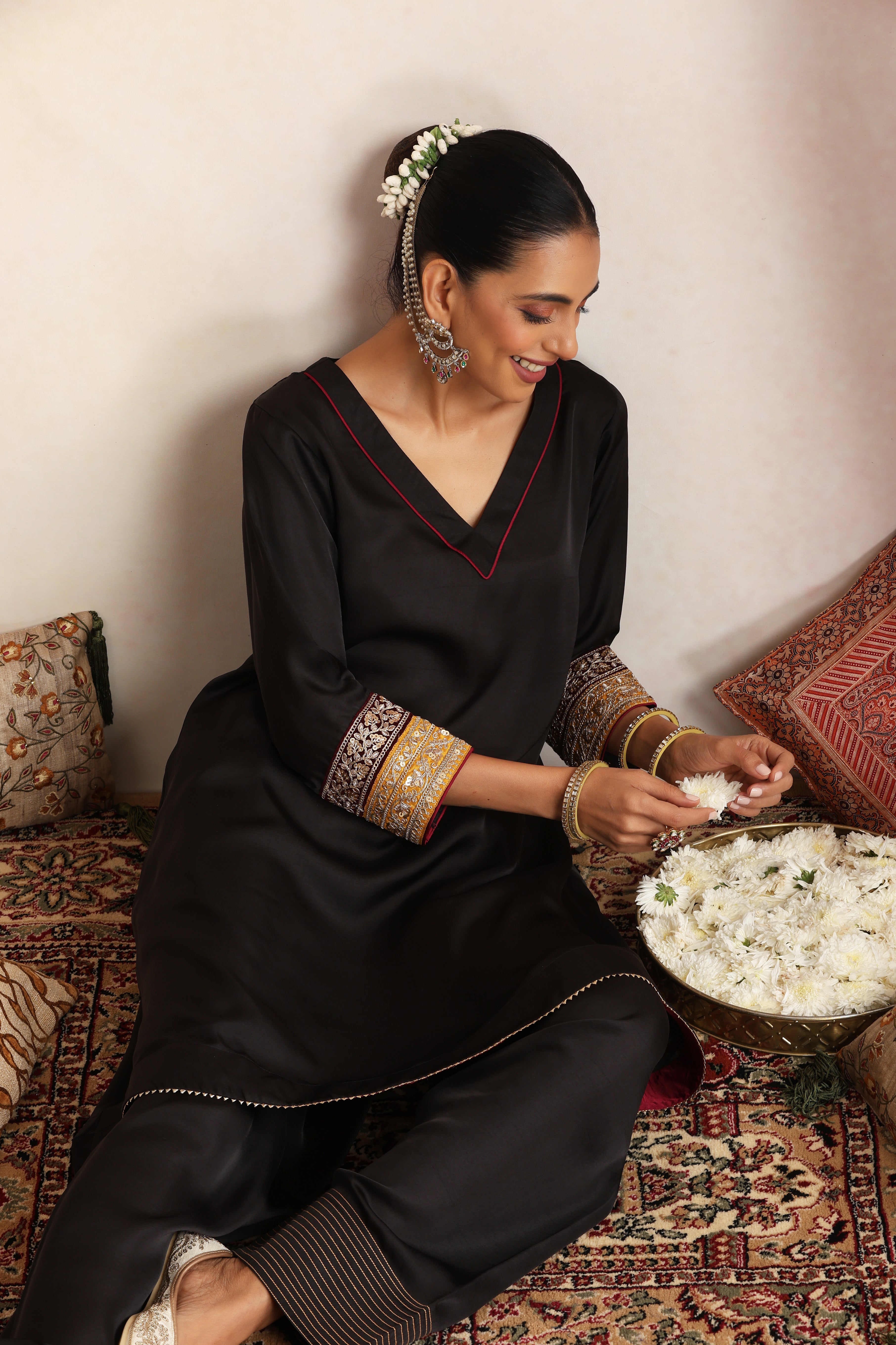 Ruhaani Black Kurta Set