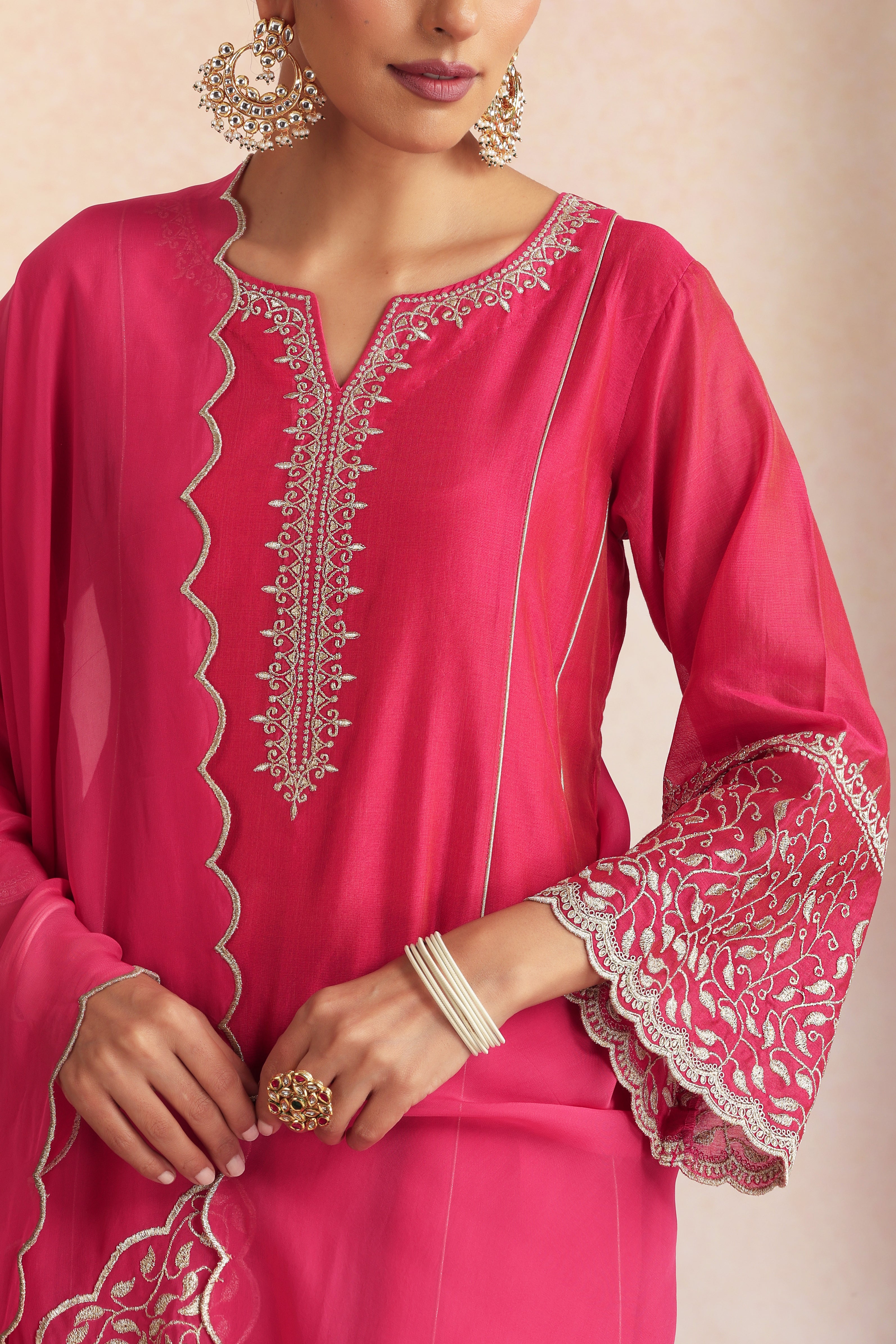 Saundh Magenta Embroidered Kurta Set with Dupatta