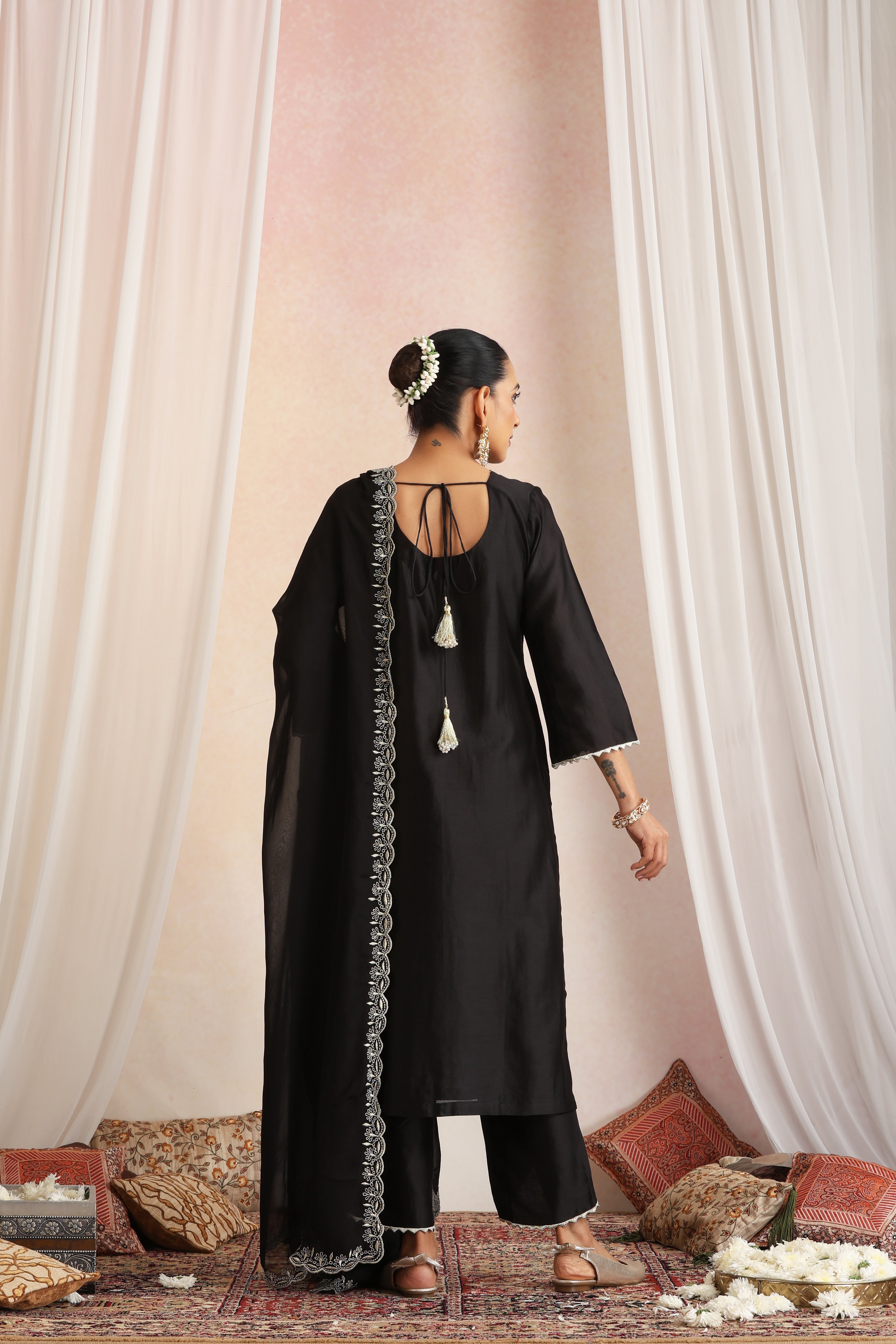 Aradhika Black Embroidered Kurta Set with Dupatta