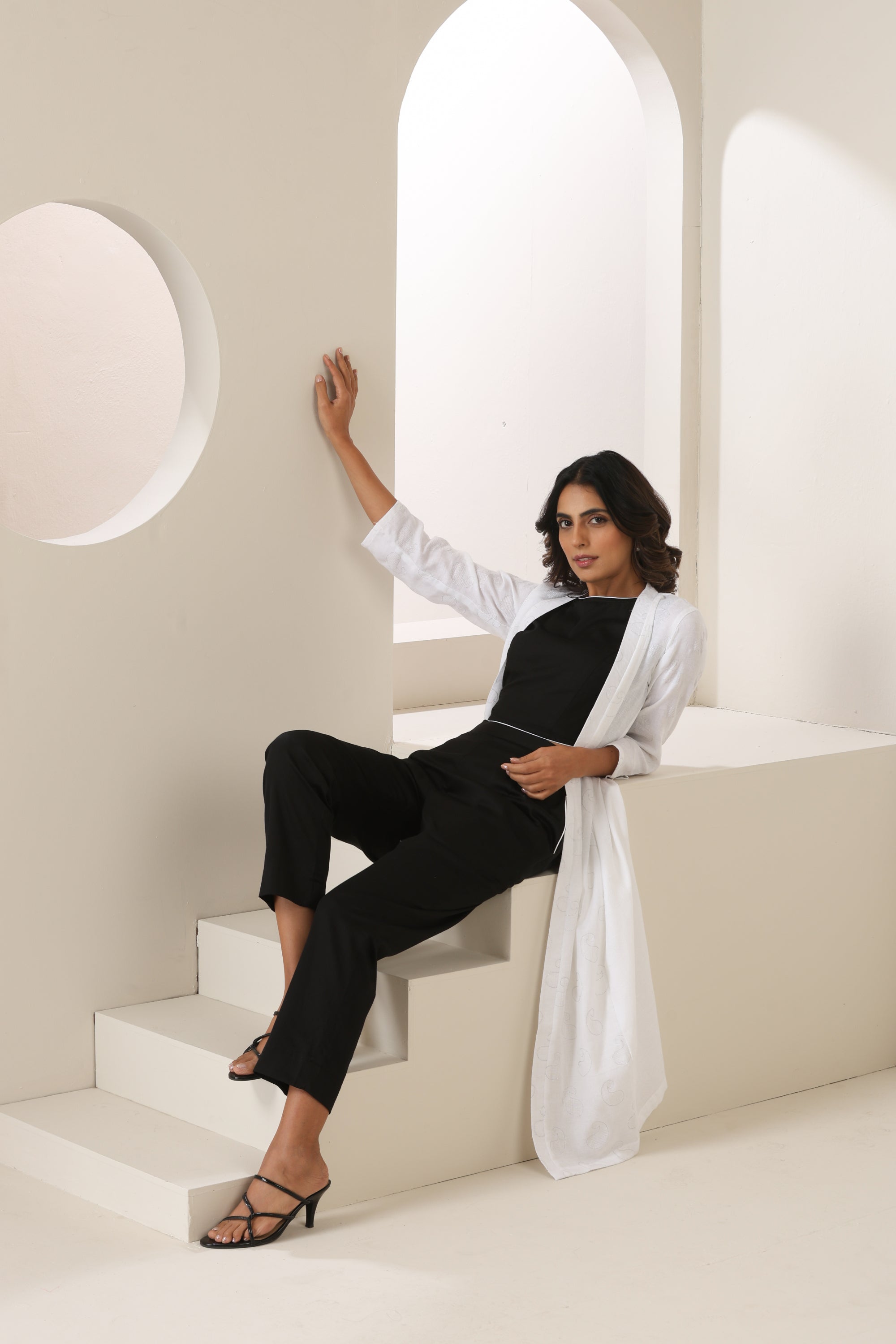 Ayesha Black & White Cape Set