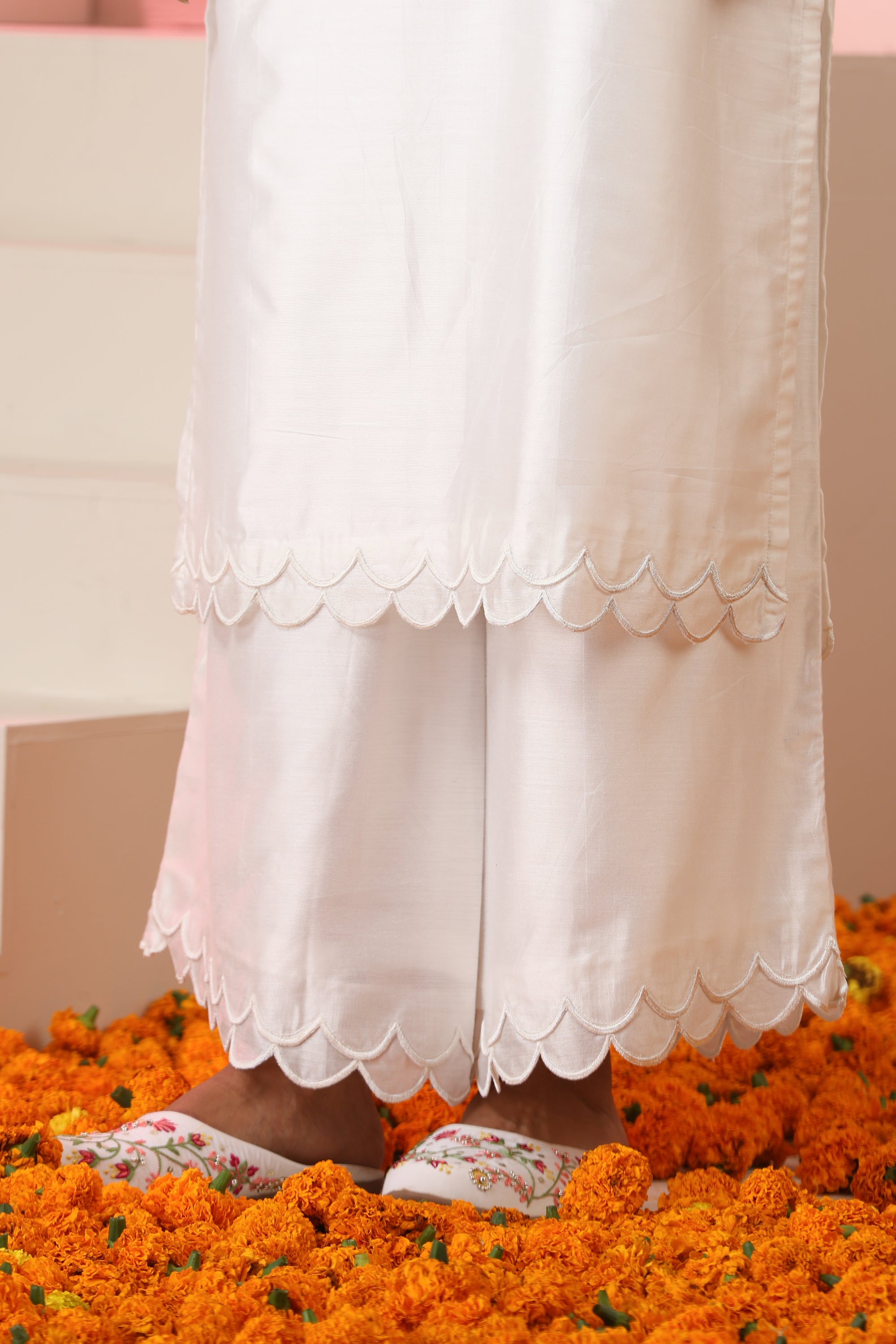 Fiza White Embroidered Kurta Set