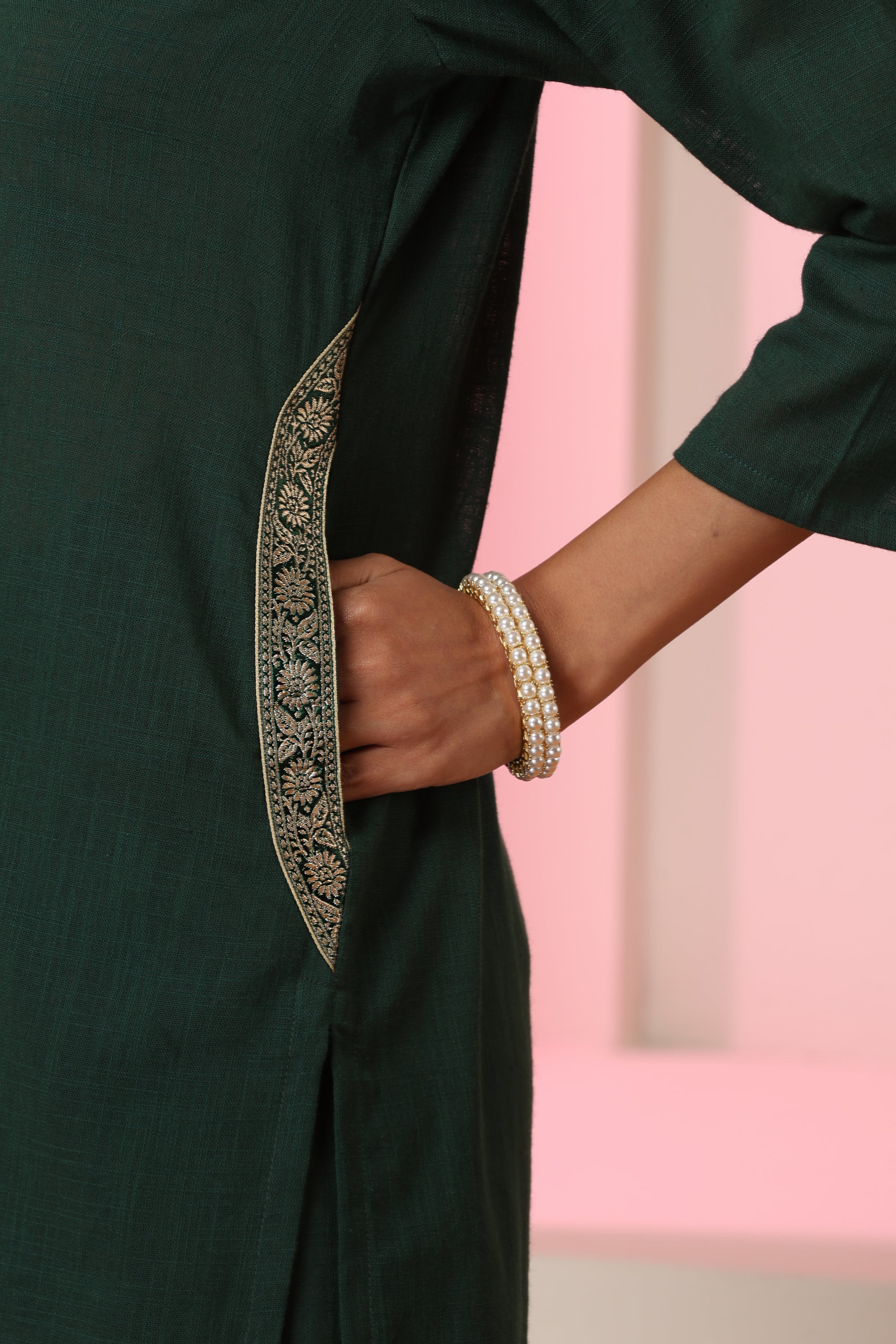 Zoya Dark Green Kurta Set