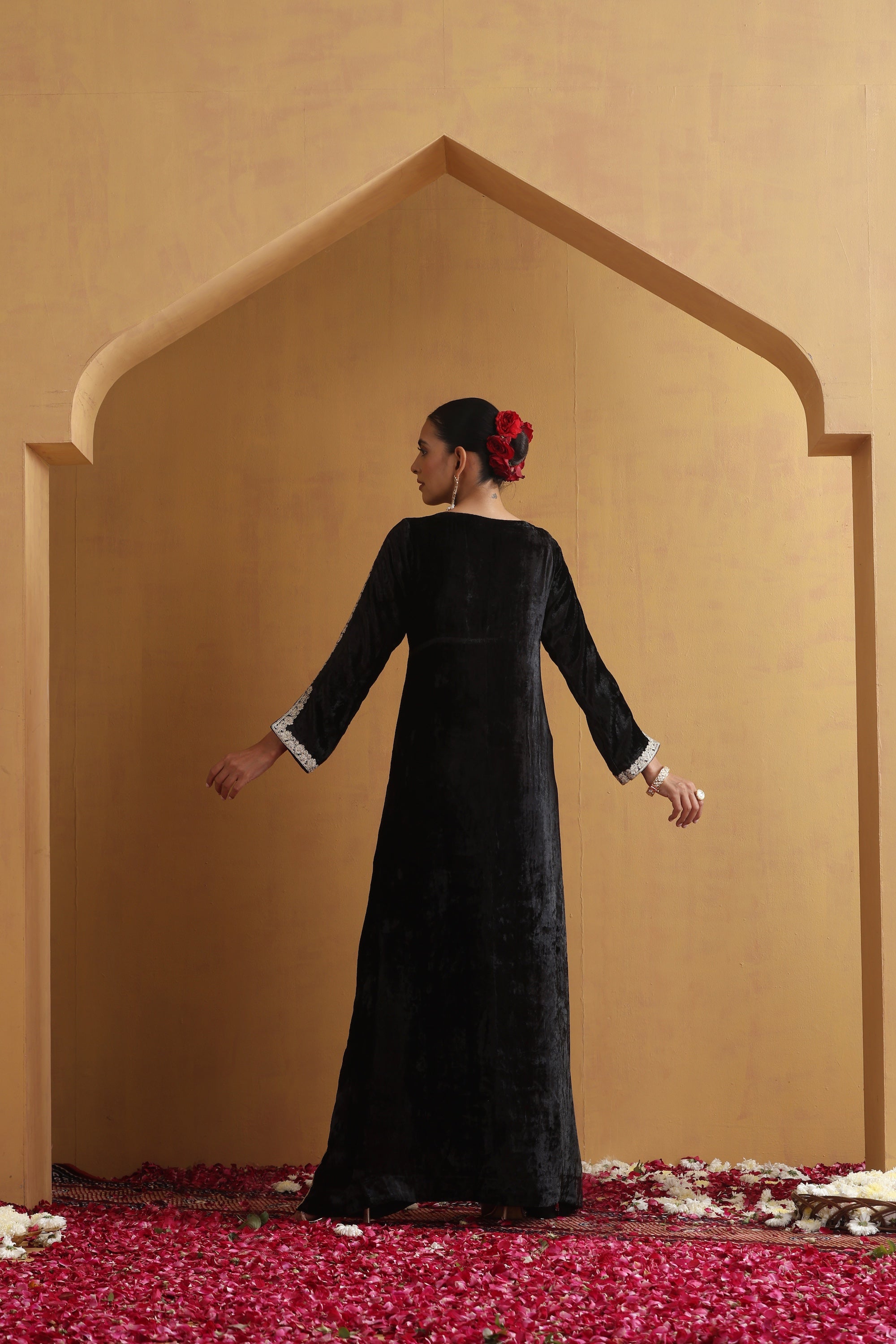 Taj Black Embroidered Kaftan