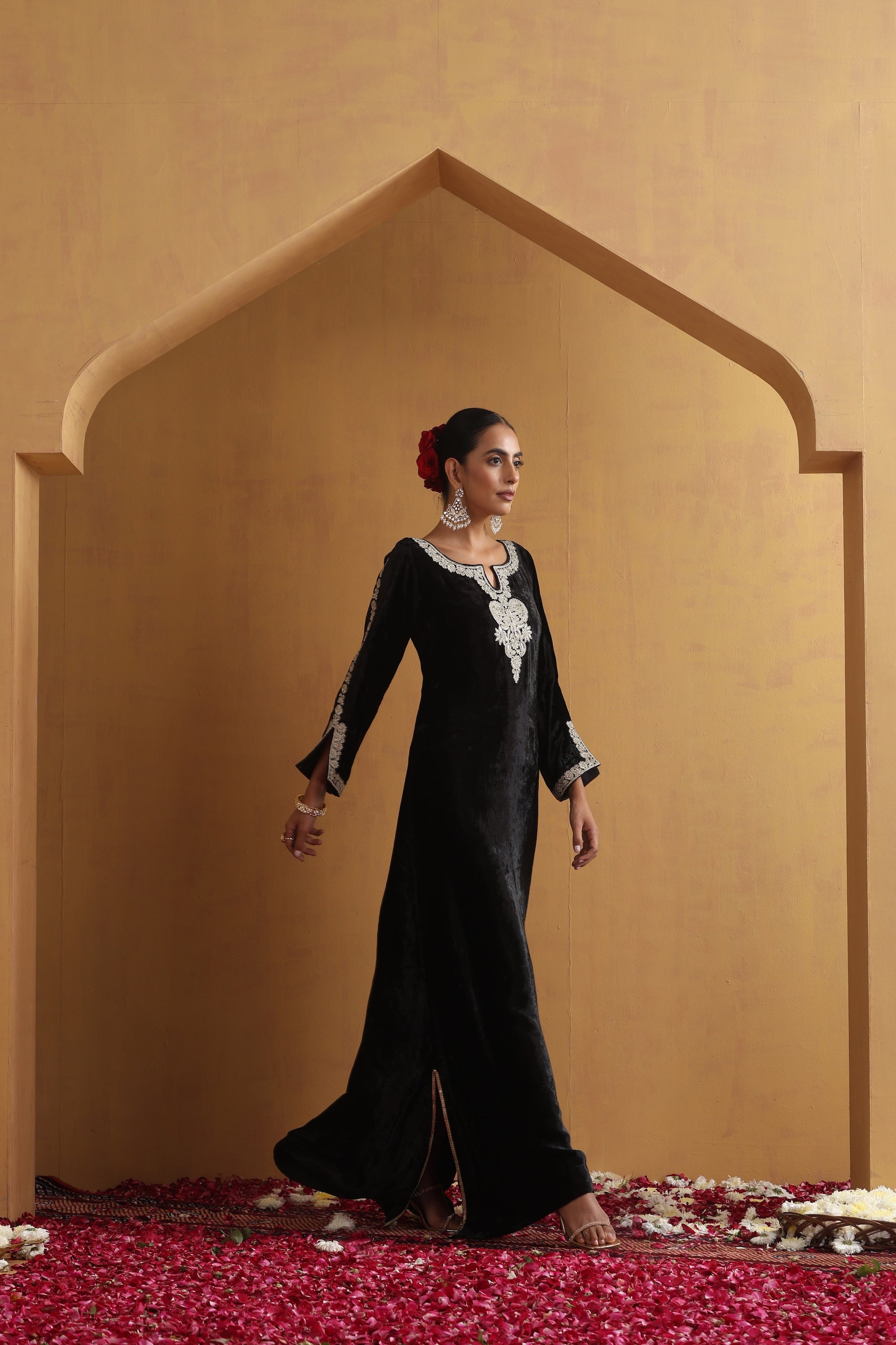 Taj Black Embroidered Kaftan