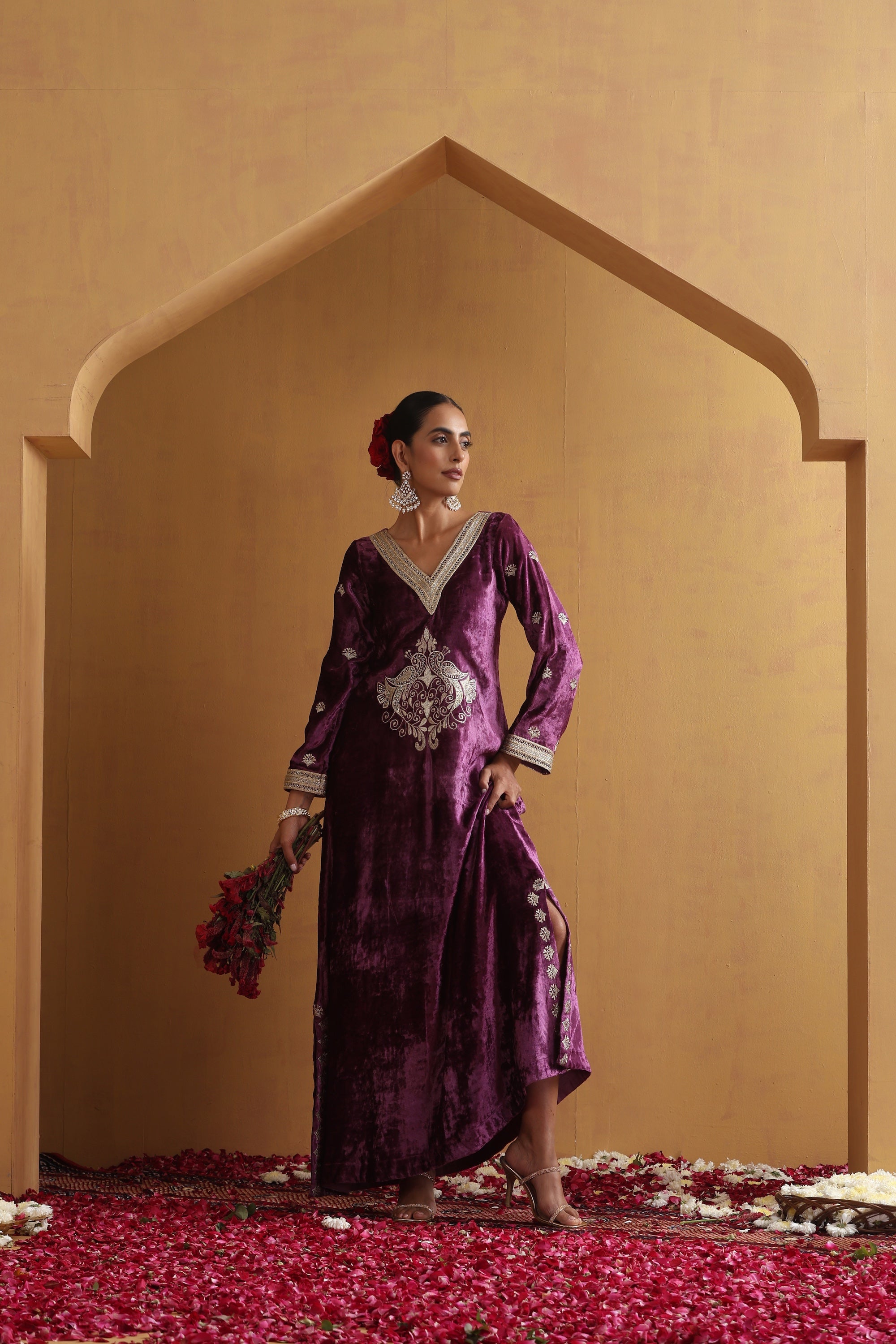 Idha Purple Embroidered Kaftan