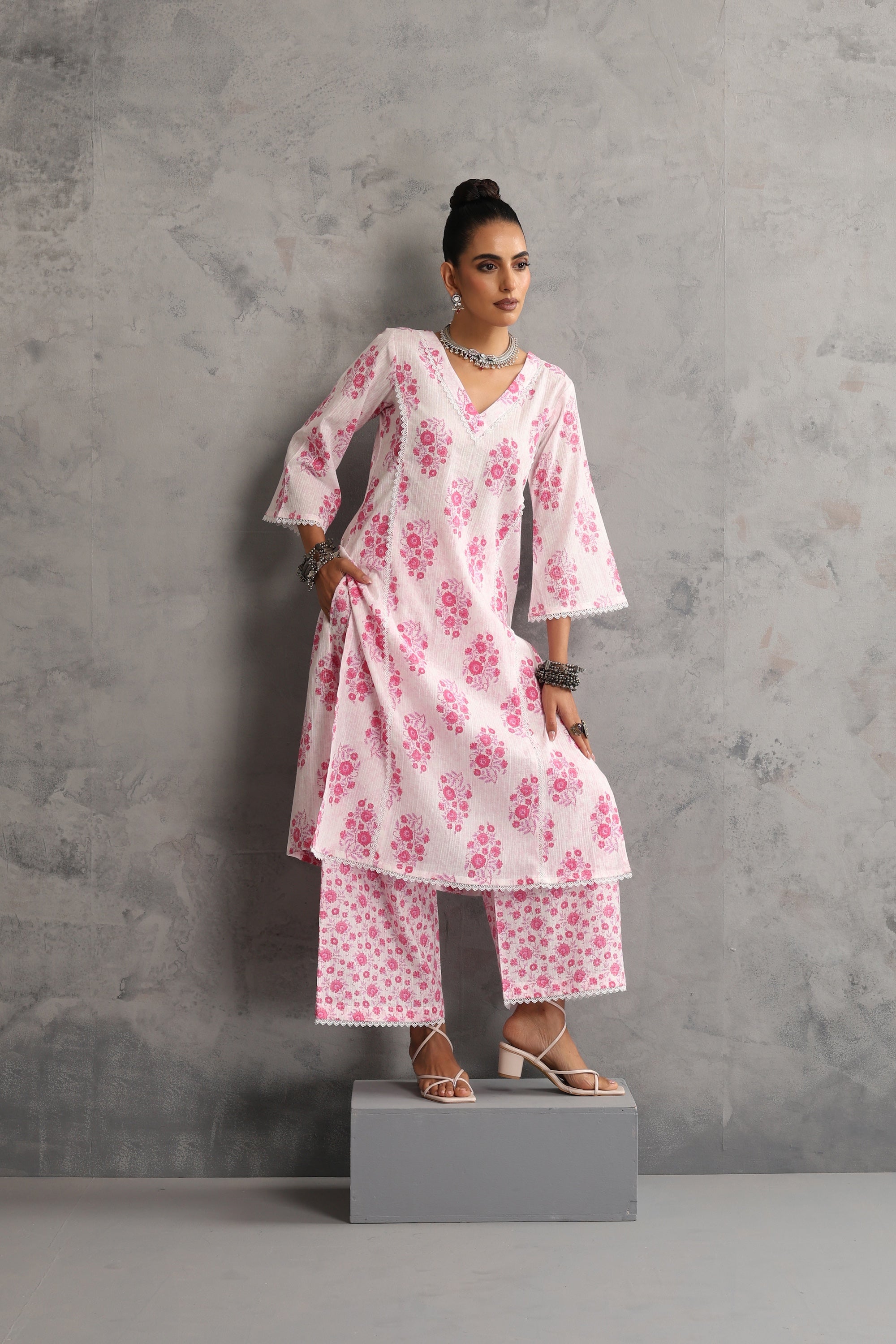 Esme Pink Floral Kurta Set