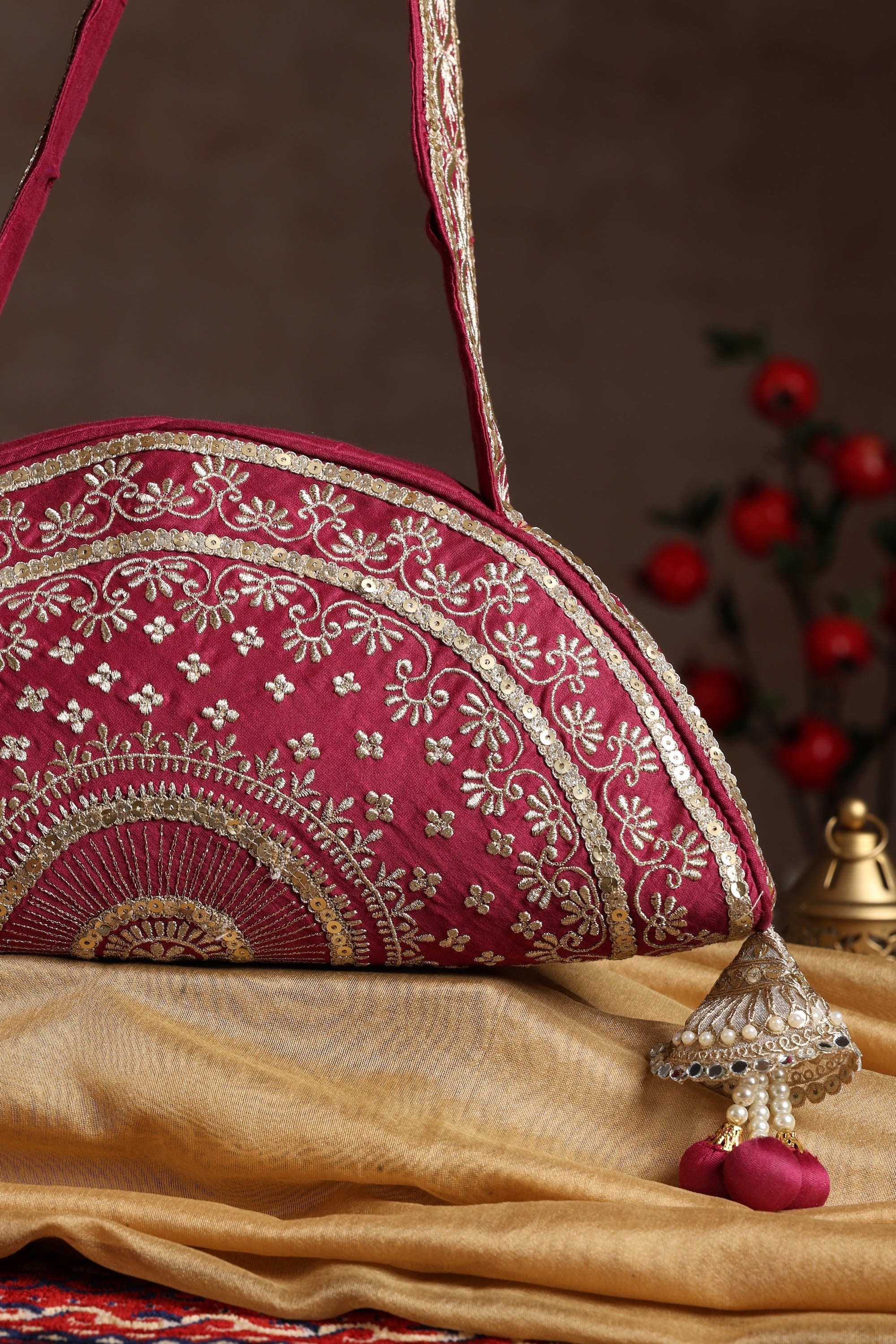Sui Kala Khwaish Maroon Embroidered Bag
