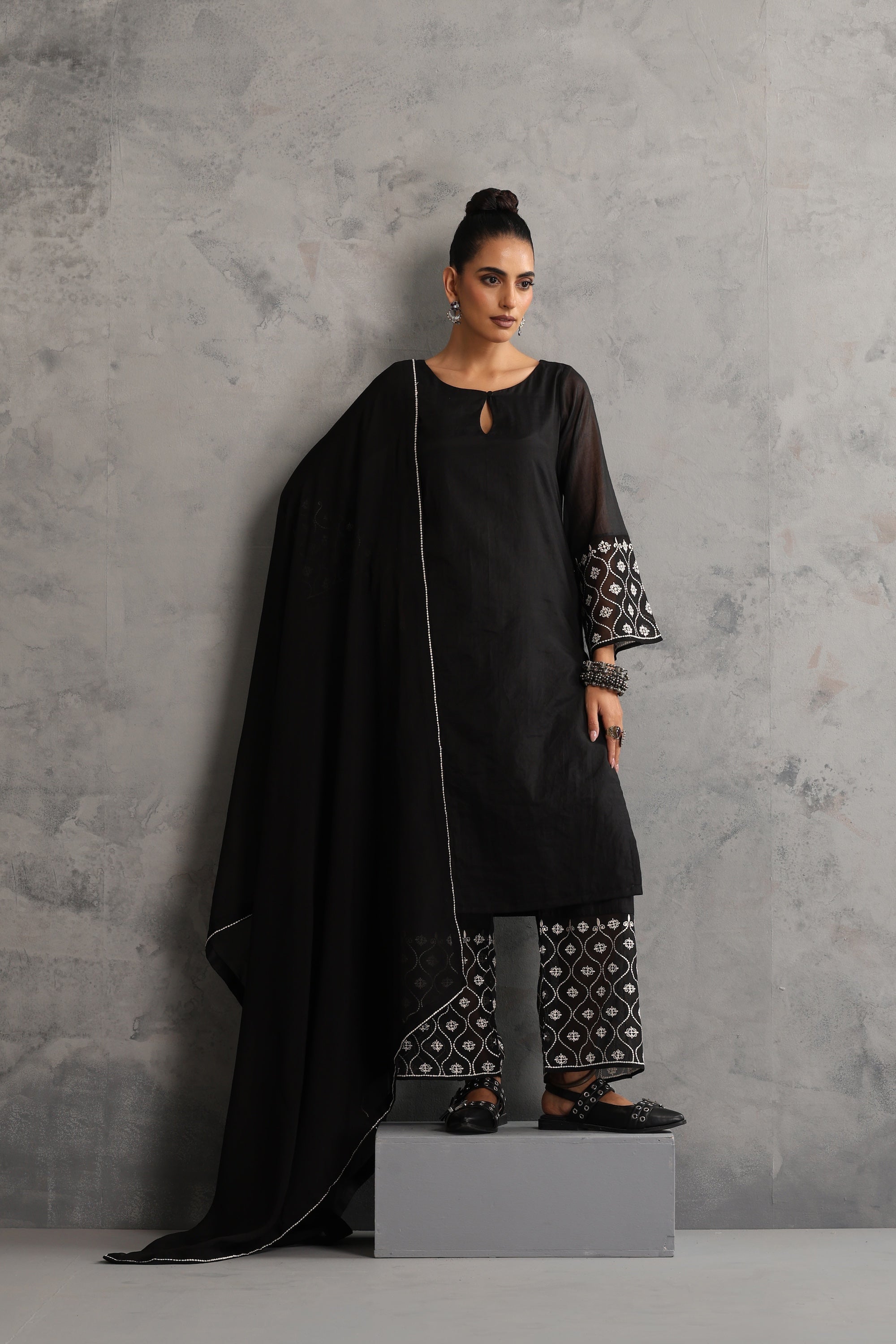 Yuvina Black Embroidered Kurta Set with Dupatta