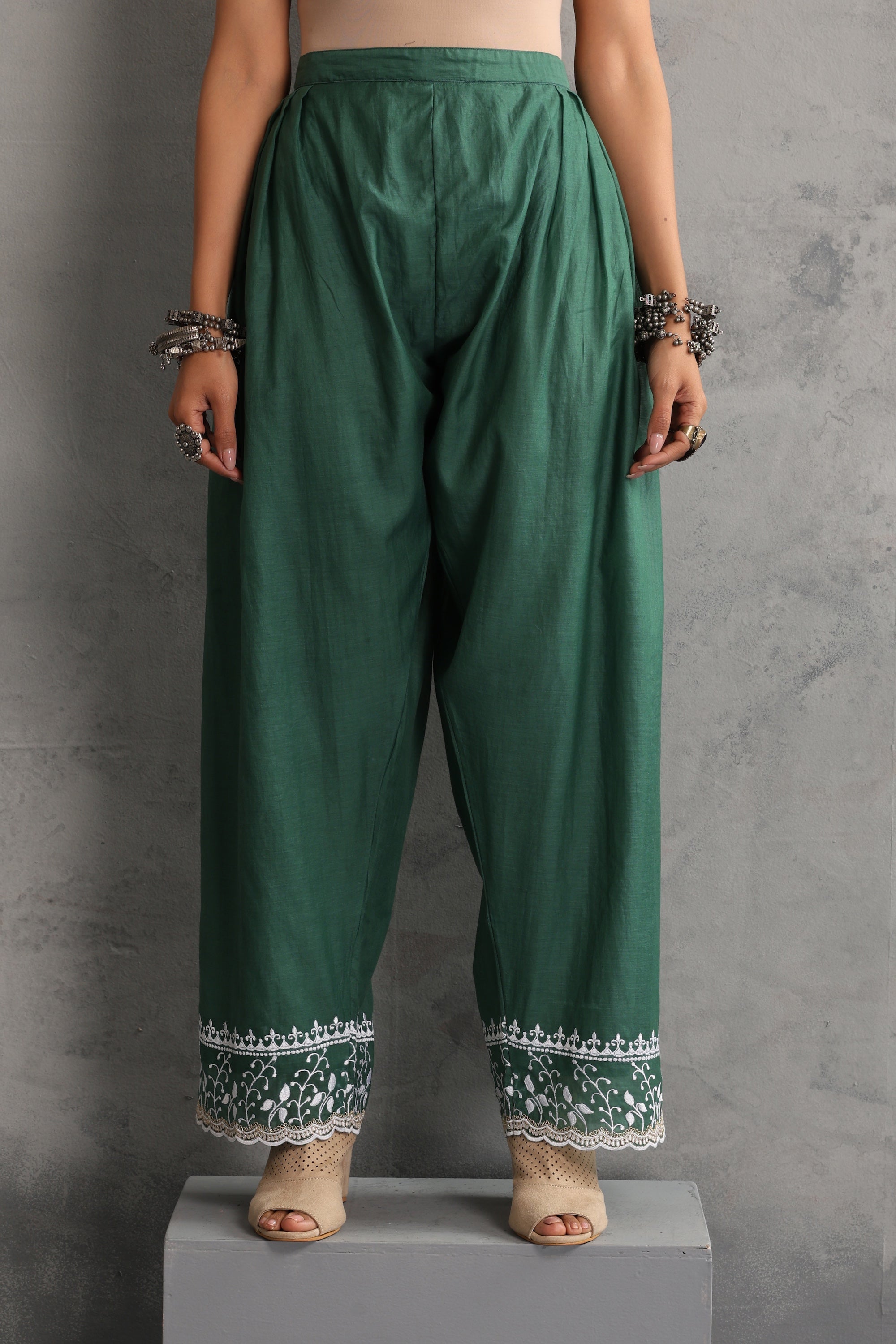 Indali Deep Green Embroidered Kurta Set with Dupatta