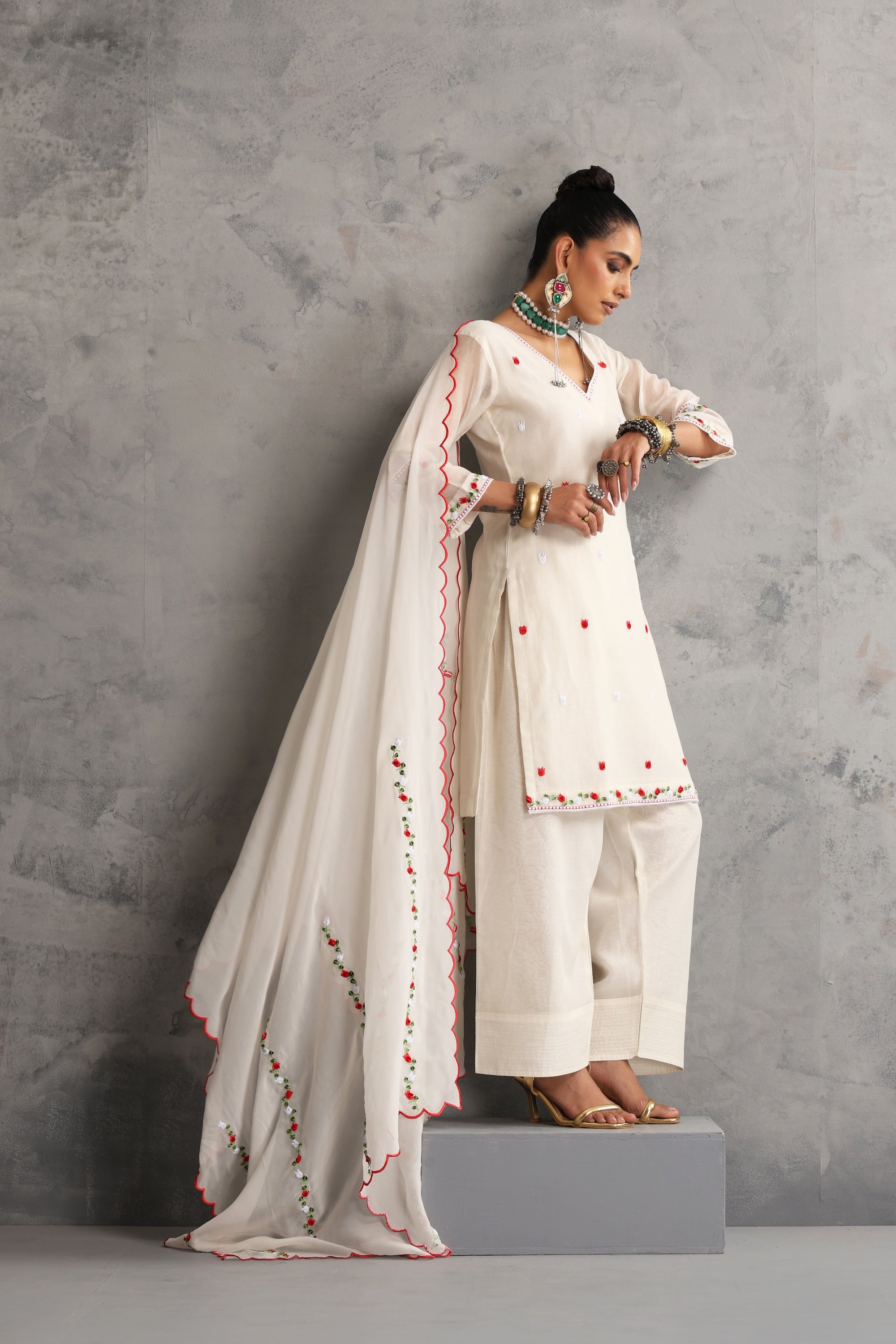 Ayra Off White Embroidered Kurta Set with Dupatta