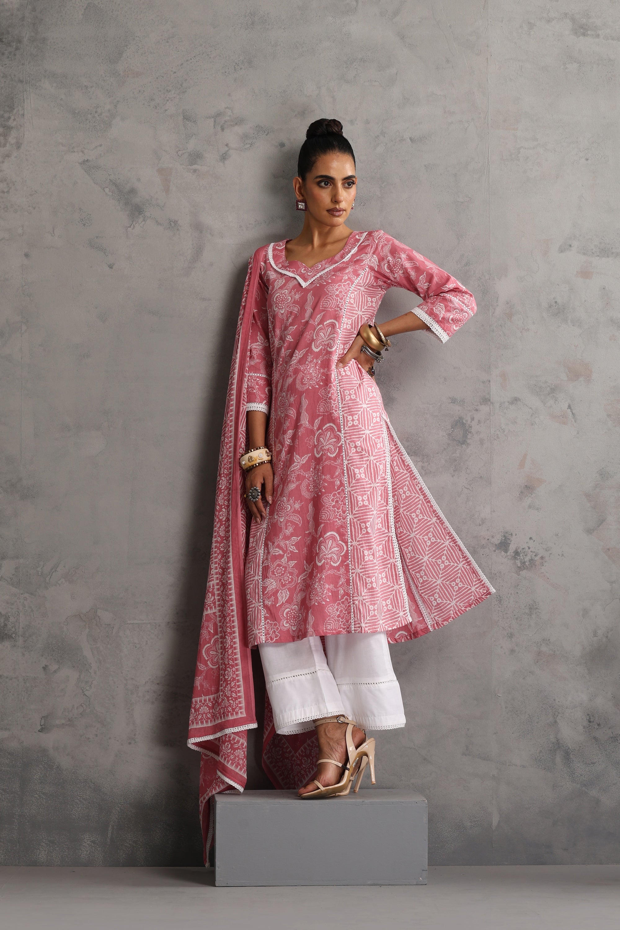 Siddra Pink Floral Kurta Set with Dupatta