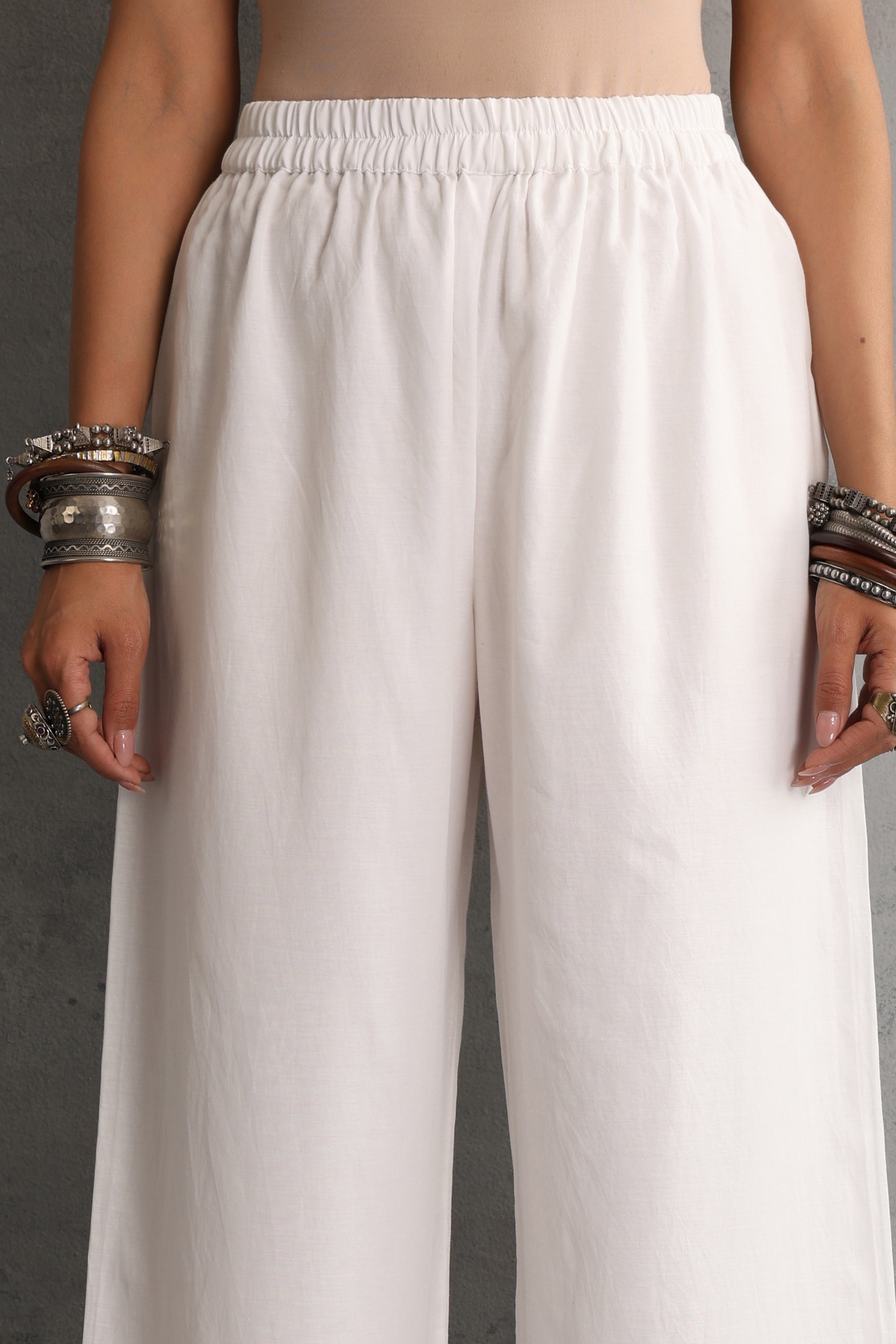 Sakshita White Embroidered Kurta Set with Dupatta
