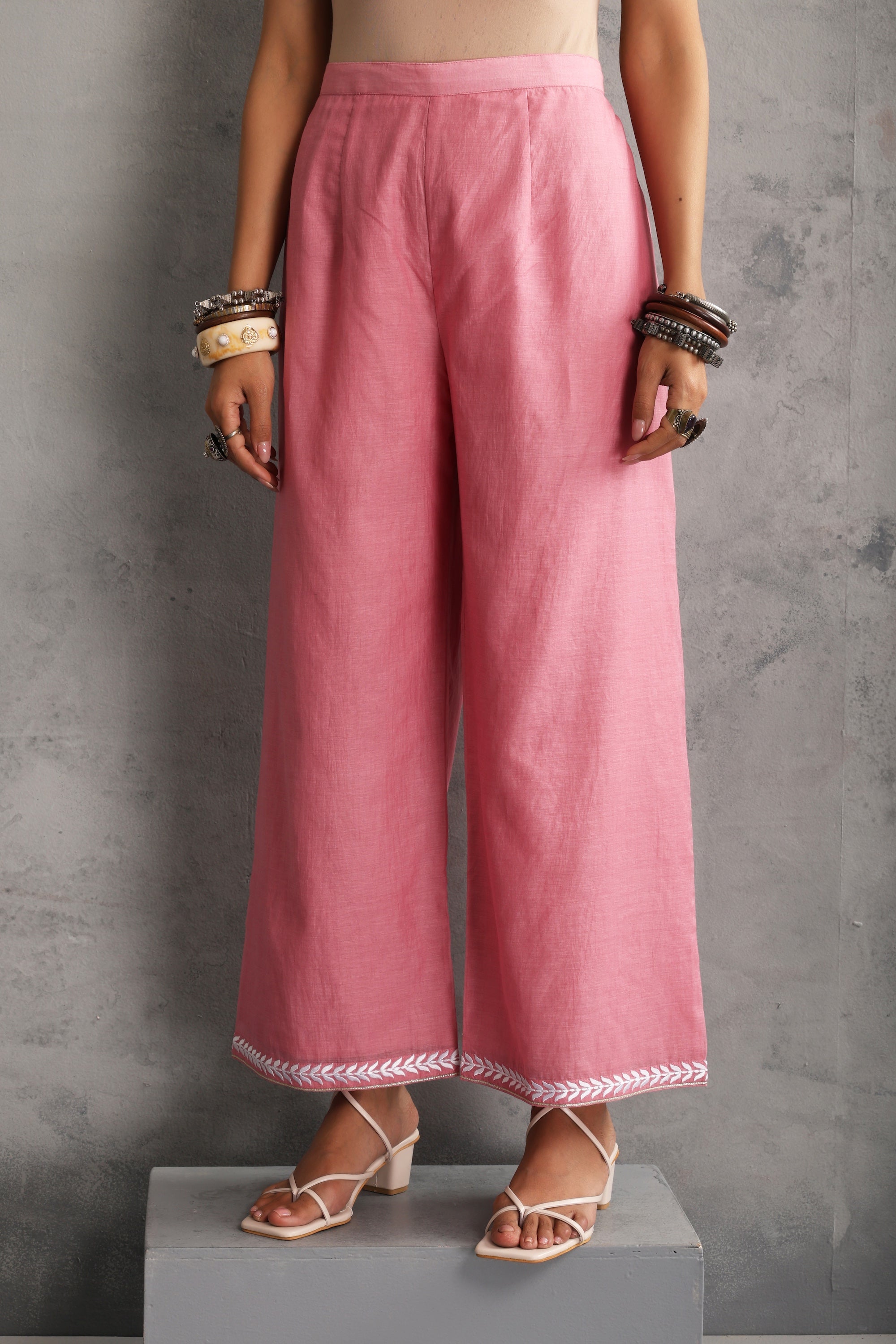 Pankhuri Rose Pink Embroidered Kurta Set with Dupatta