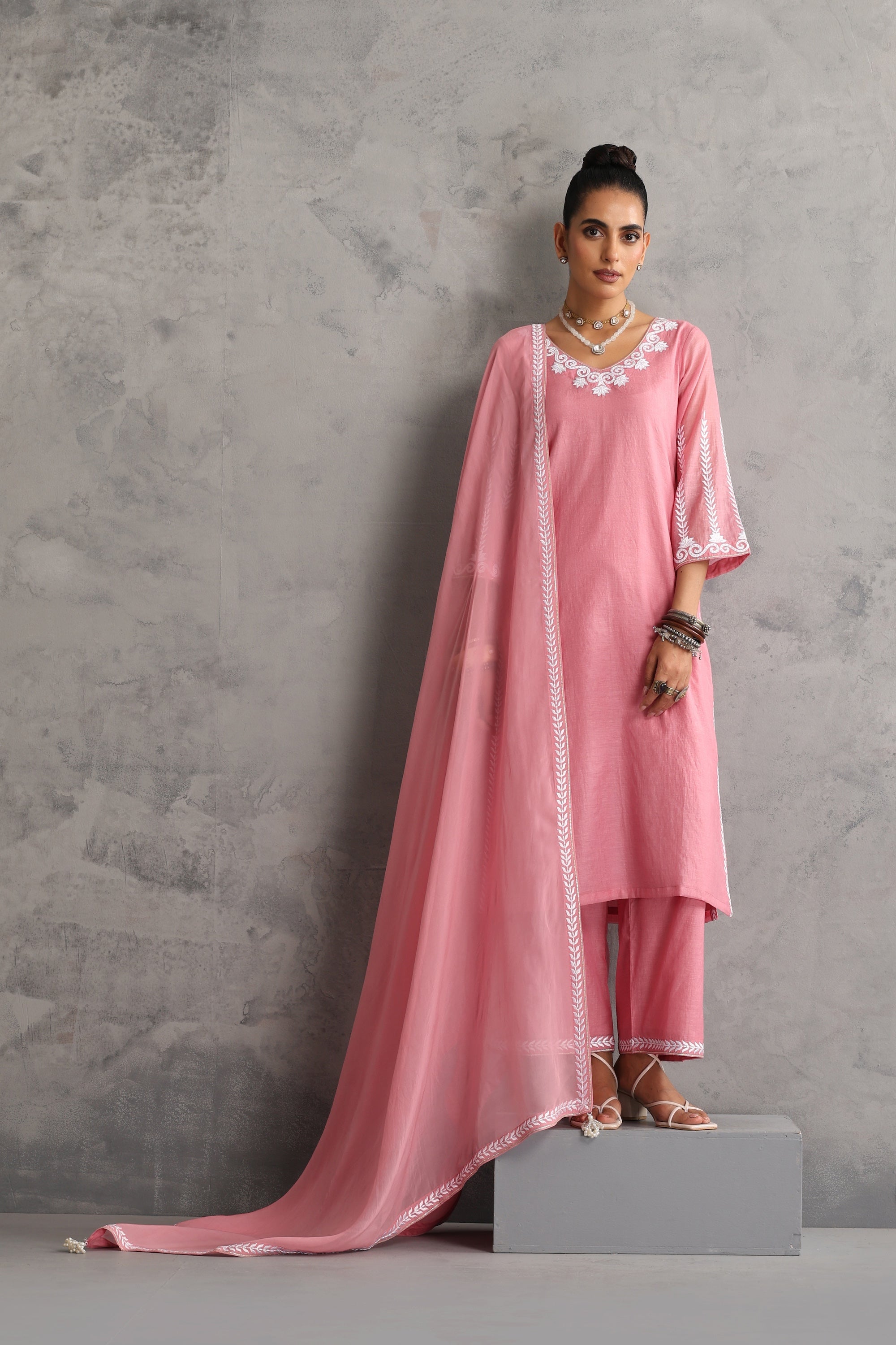 Pankhuri Rose Pink Embroidered Kurta Set with Dupatta